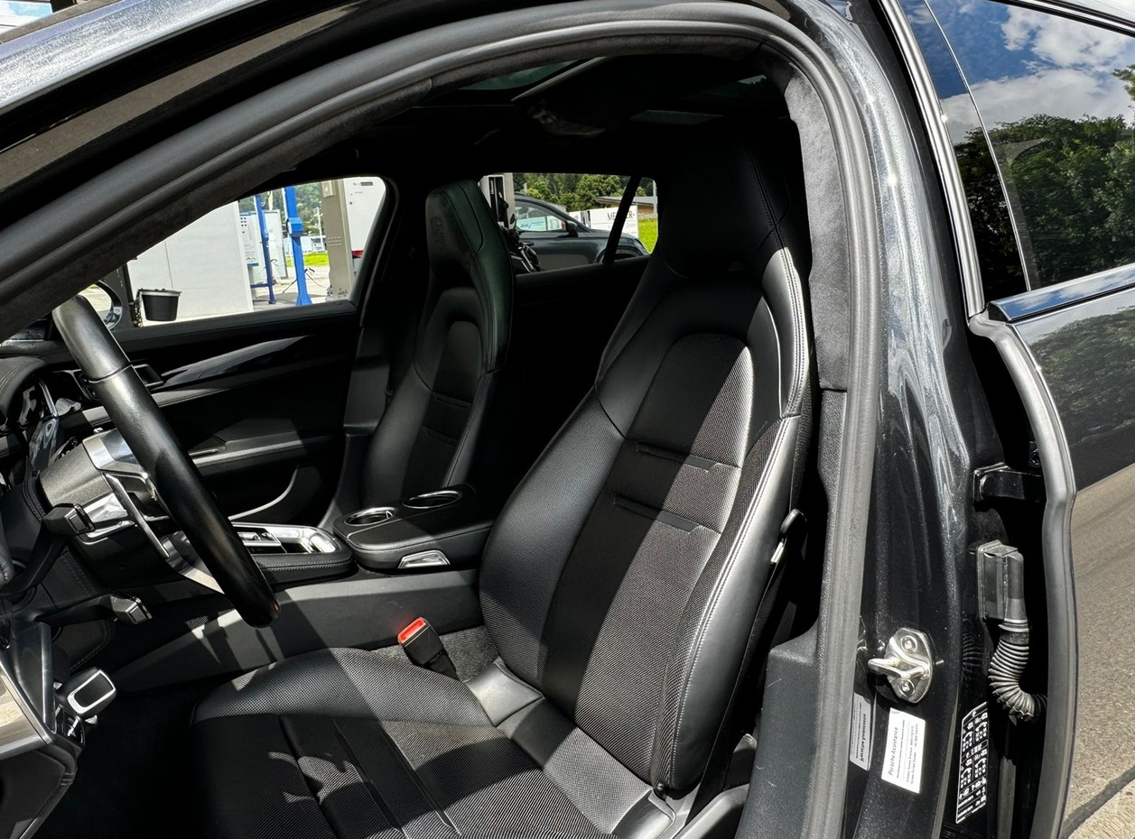 PORSCHE Panamera Turbo Sport Turismo PDK *CH-Fahrzeug**Top Zustand**Top Ausstattung*-image-8