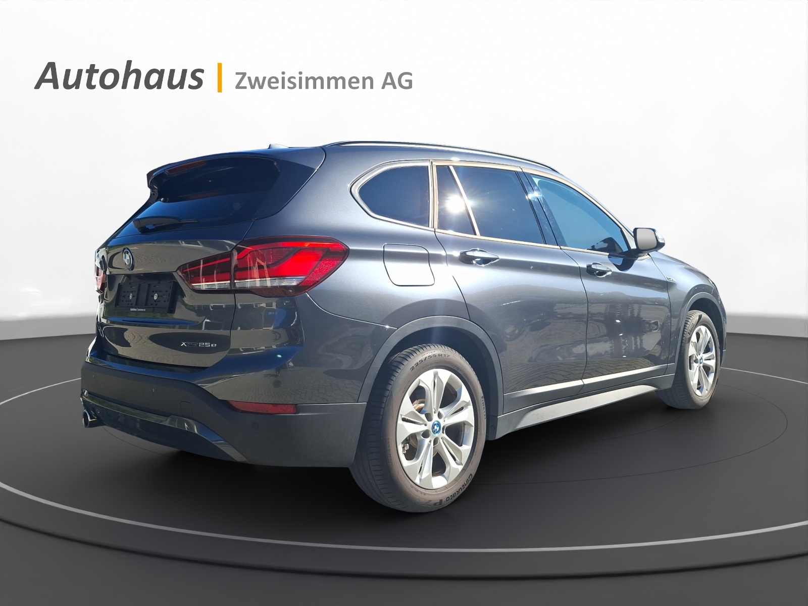 BMW X1 xDrive 25e Steptronic-image-5