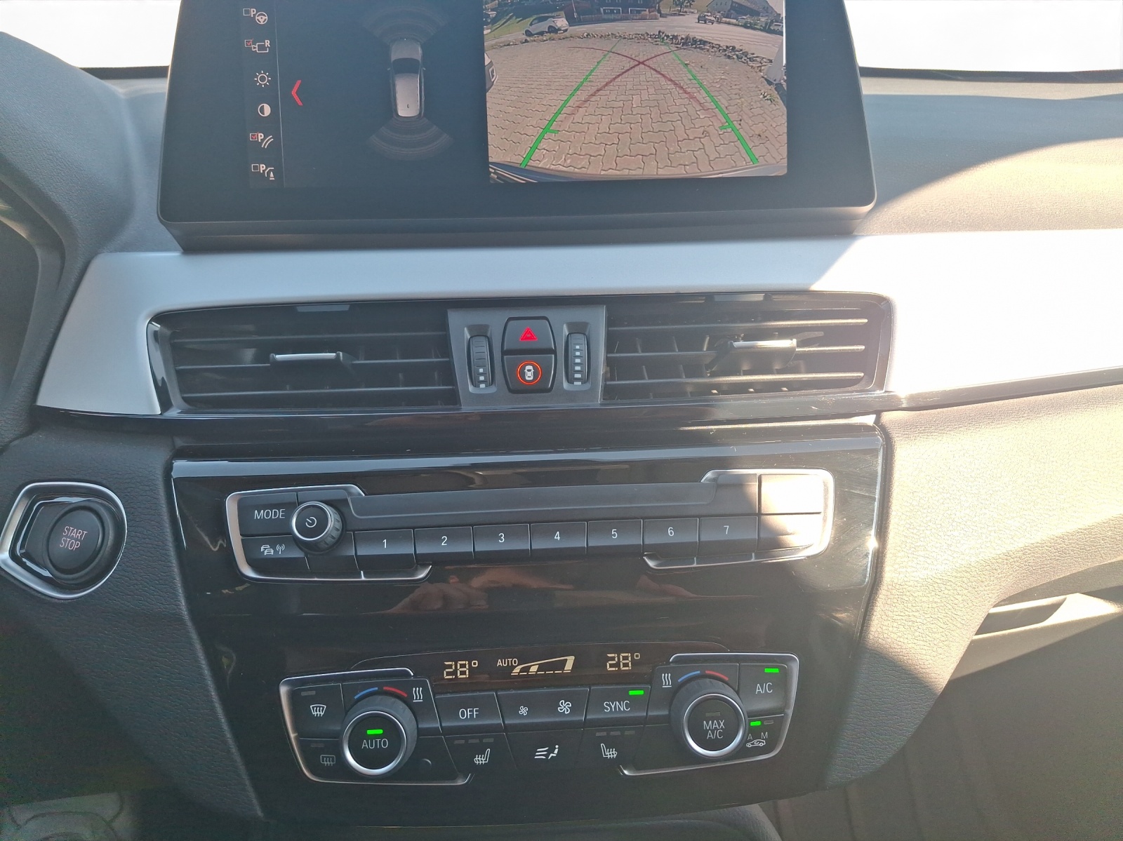 BMW X1 xDrive 25e Steptronic-image-11