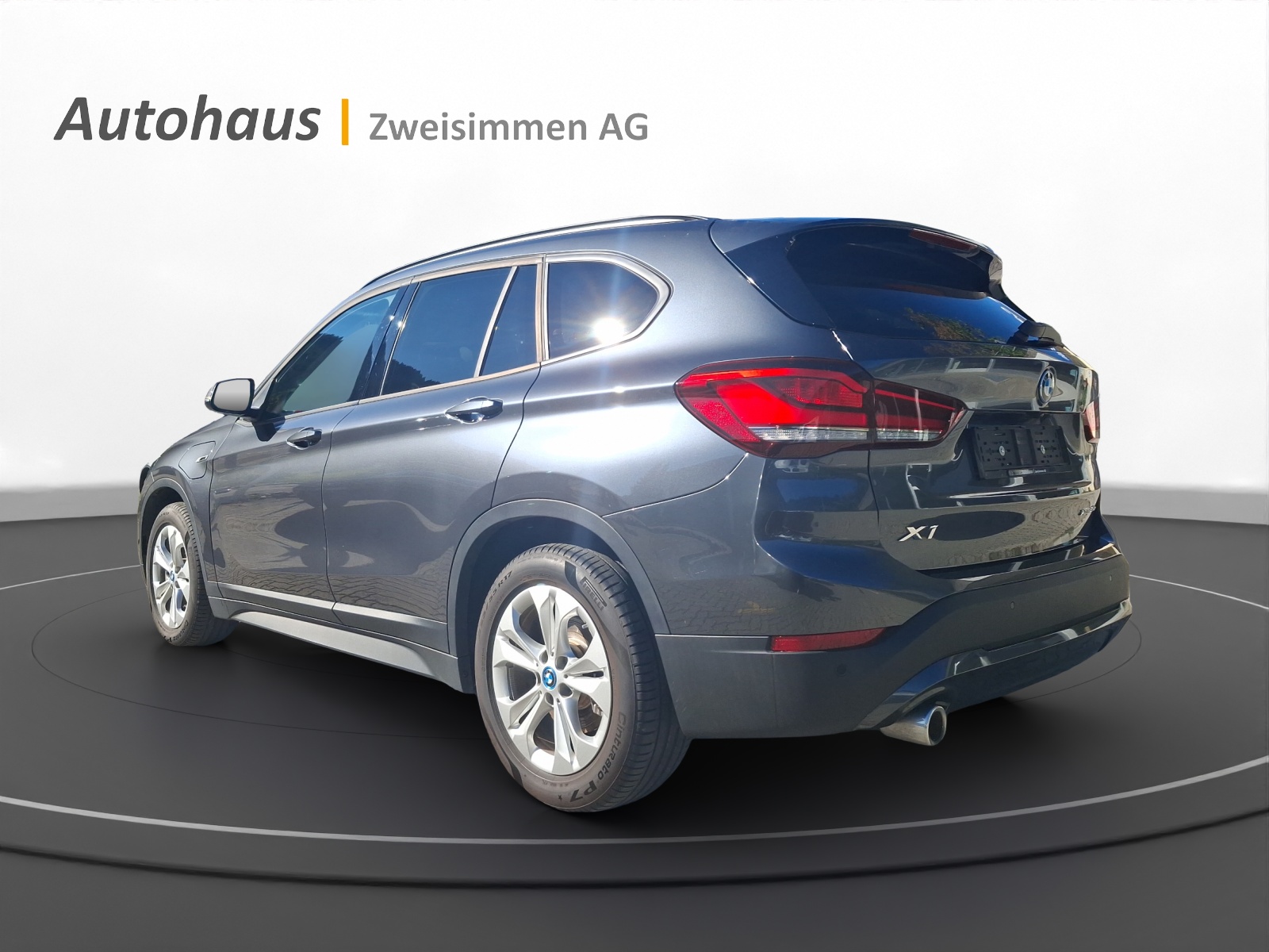 BMW X1 xDrive 25e Steptronic-showroom-element-2