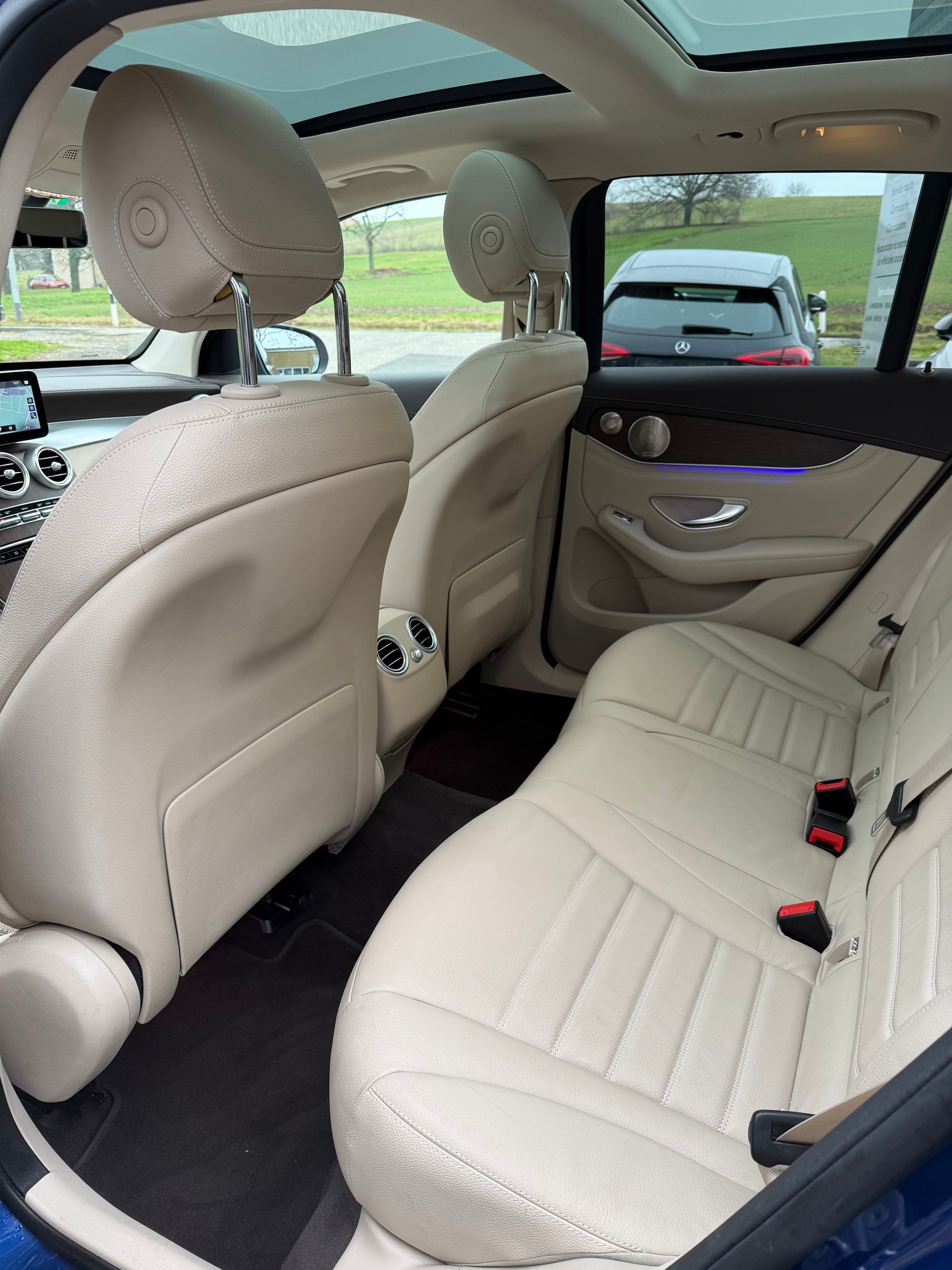 MERCEDES-BENZ GLC 400 d 4Matic AMG Line 9G-Tronic-image-10