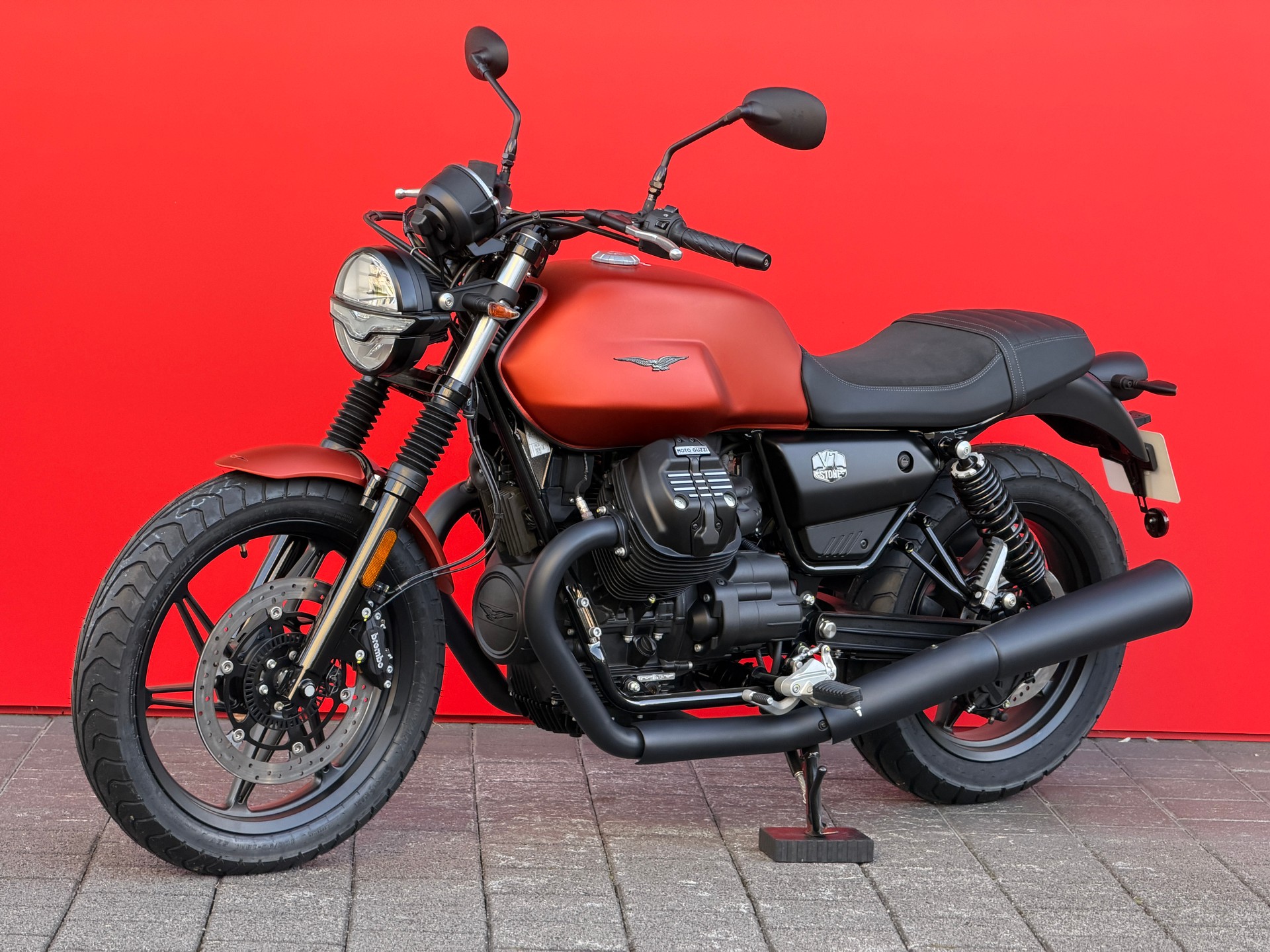 MOTO GUZZI V7 IV 850 Stone "COLORE INDIVIDUALE"-image-5