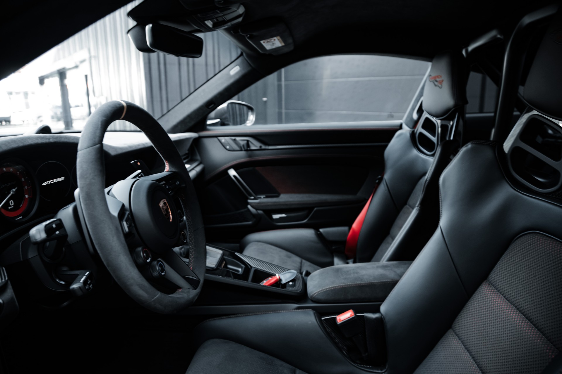 PORSCHE 911 GT3 RS-image-22