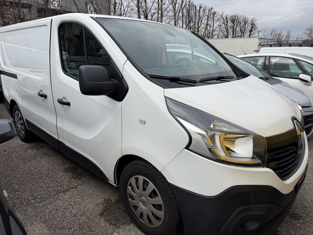 RENAULT Trafic 1.6 ENERGY TwinT. dCi140 2.9t Business L1H1-image-2