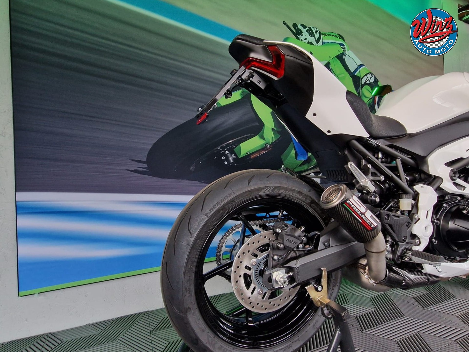 KAWASAKI Z 900 Wirz White Edition an Lager-image-4