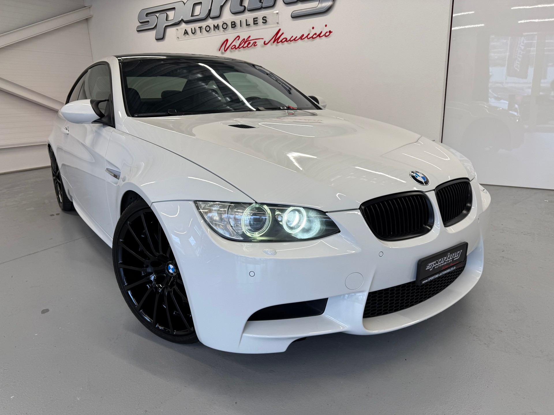 BMW M3 Coupé Manuelle !!!!!!!!!-showroom-element-2