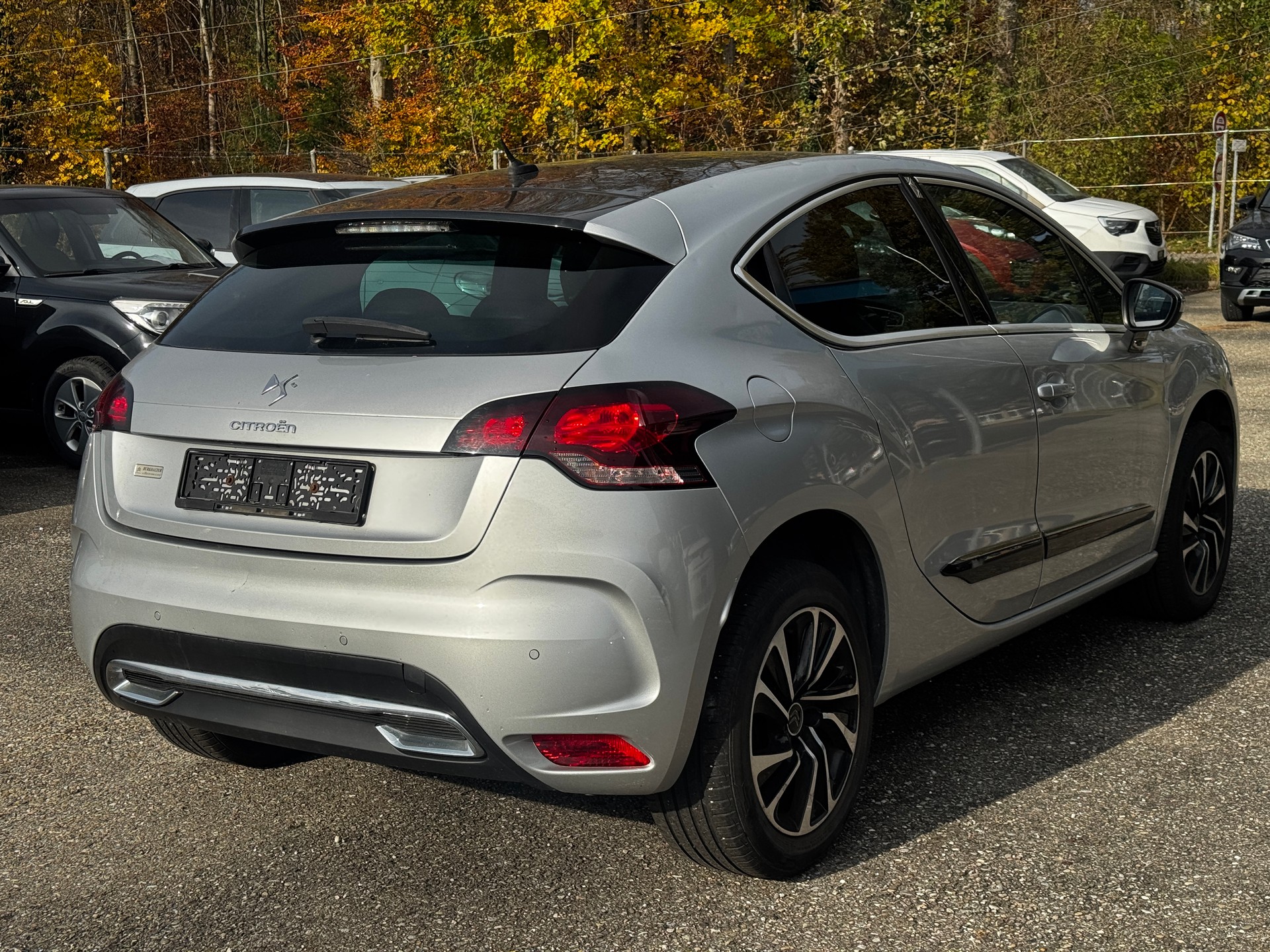 DS AUTOMOBILES DS4 1.6 THP SO Chic Automatic-image-4