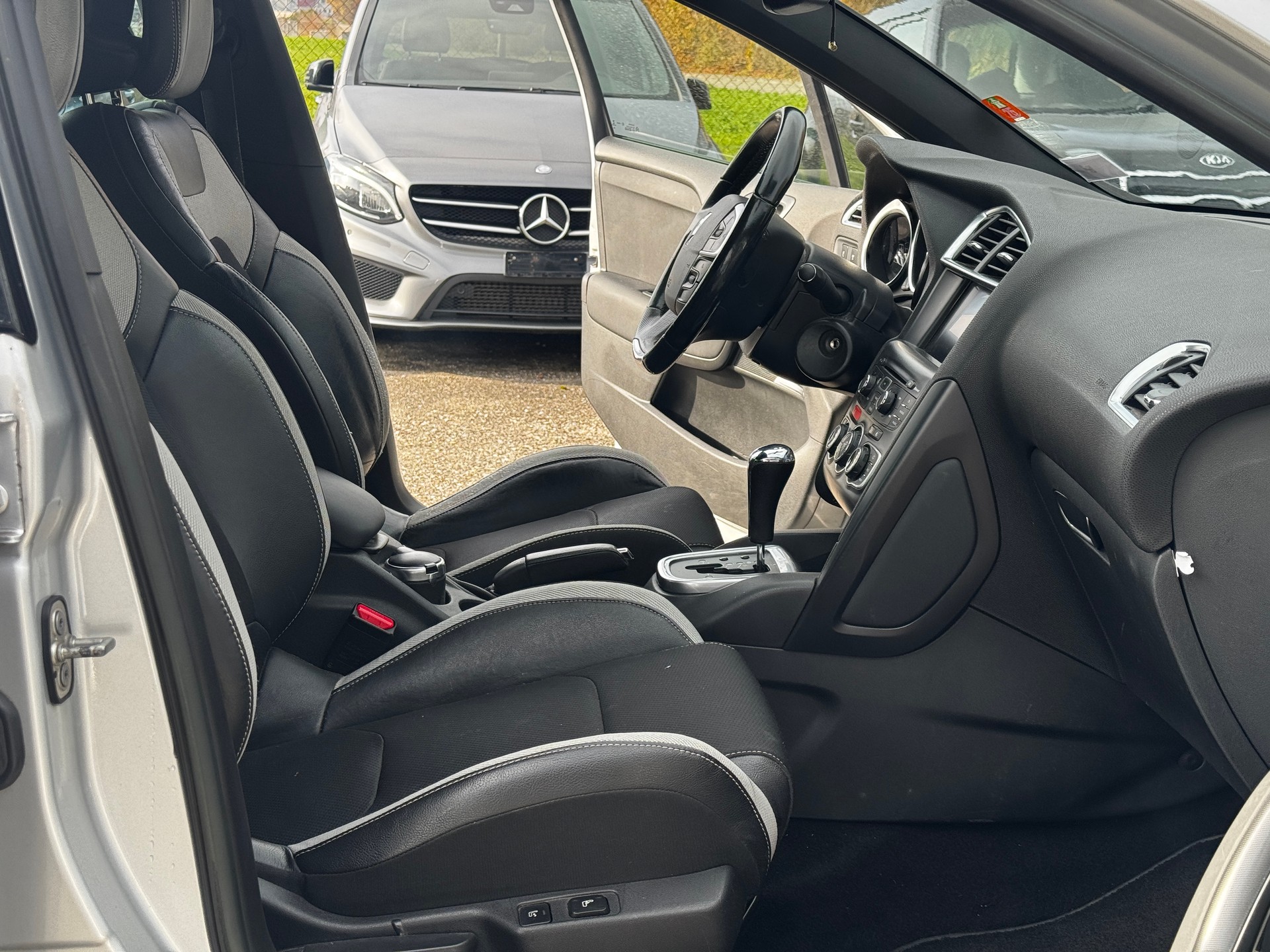 DS AUTOMOBILES DS4 1.6 THP SO Chic Automatic-image-11