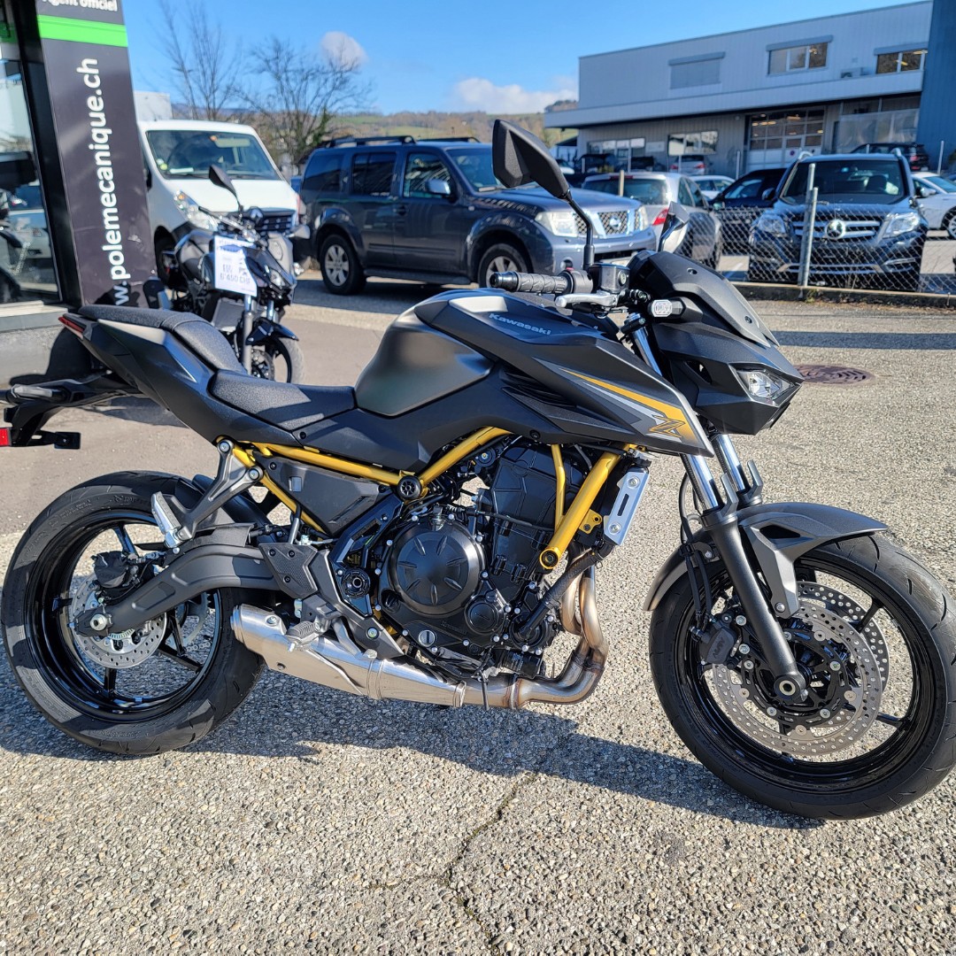 KAWASAKI Z 650 (35kW)-image-1