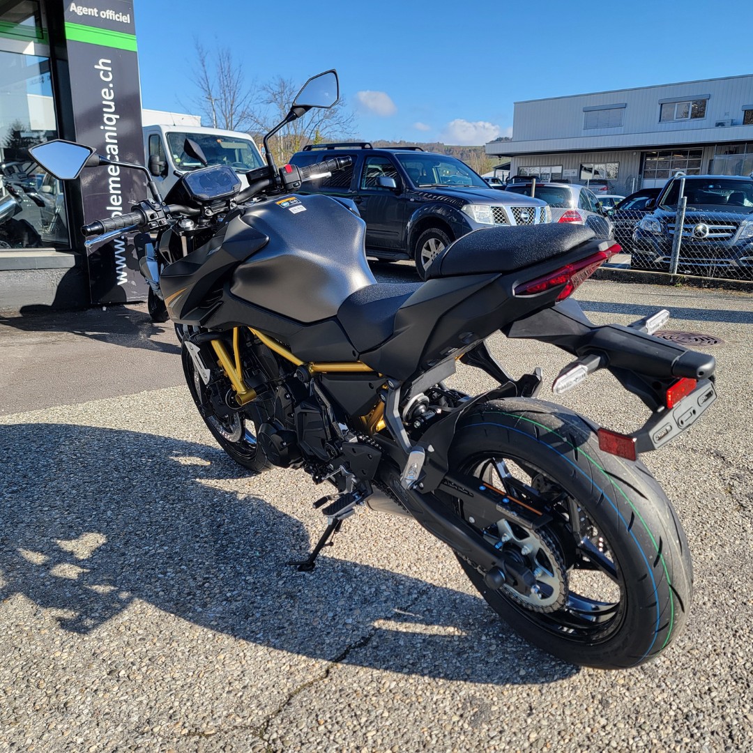 KAWASAKI Z 650 (35kW)-image-7