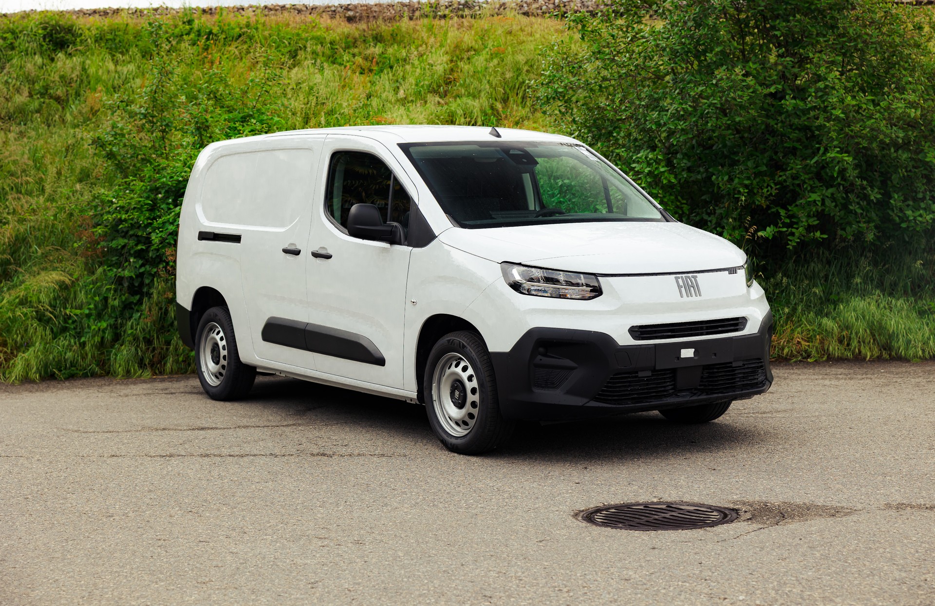 FIAT Doblo 1.5 BlueHDi L2 950kg-image-2