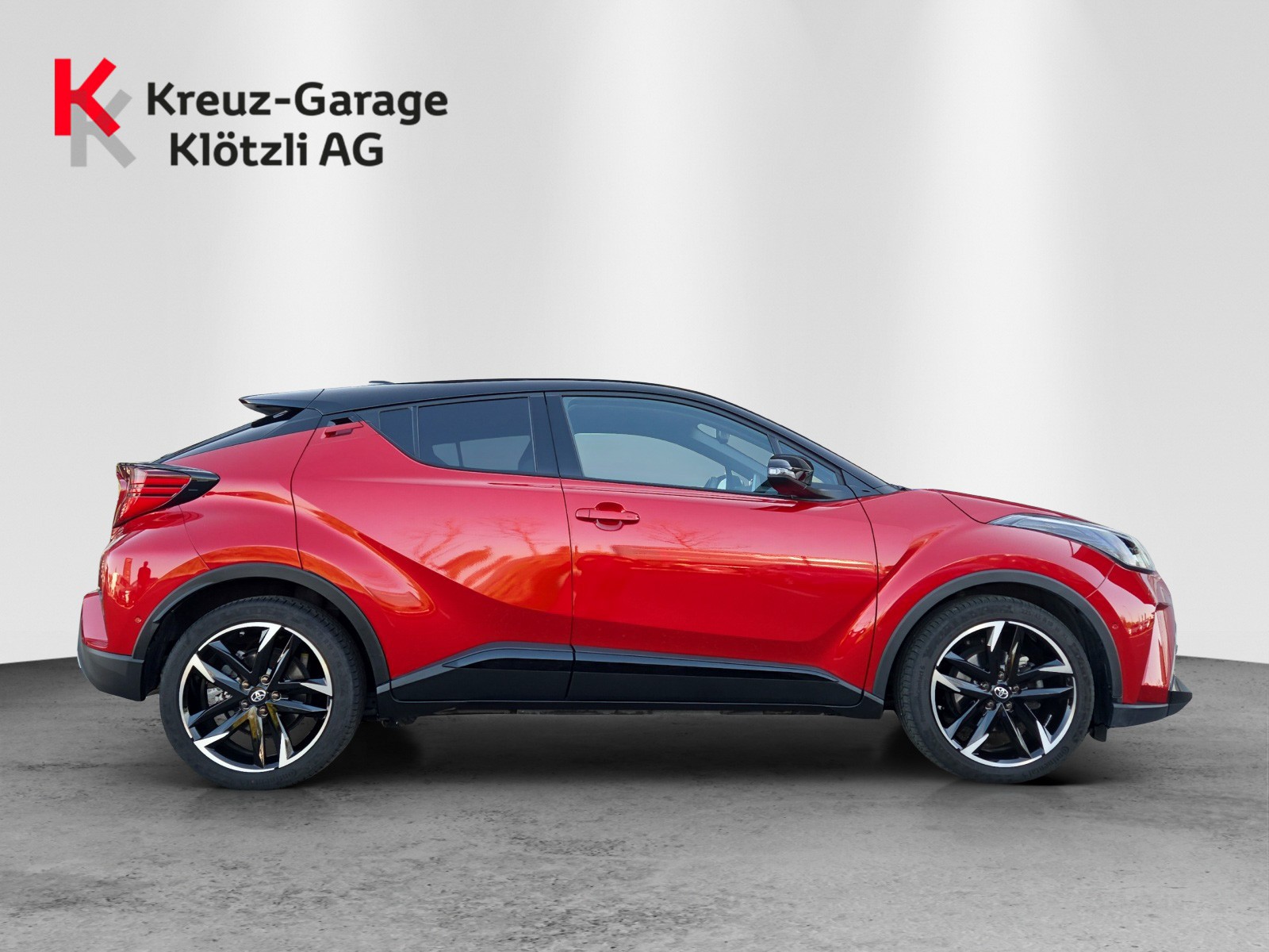 TOYOTA C-HR 2.0 HSD CVT GR Sport-image-1