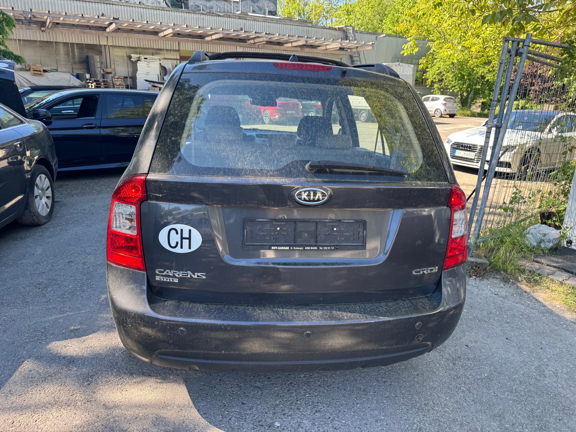 KIA Carens 2.0 CRDi Style-image-3