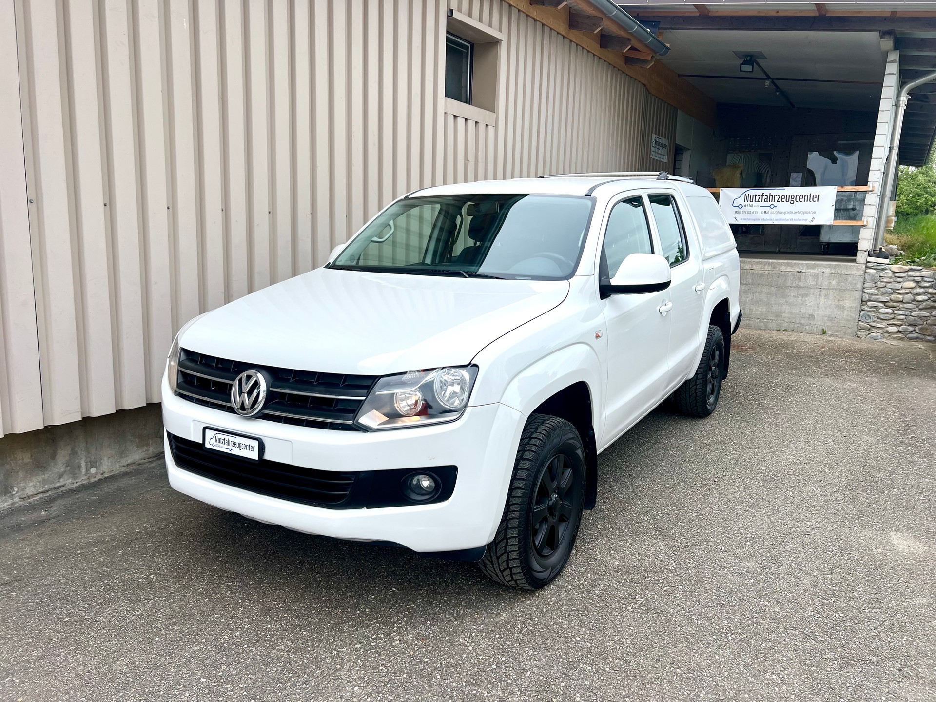 VW Amarok 2.0 BiTDI 4Motion 3500kg AHK by Nutzfahrzeugcenter Seetal-image-1