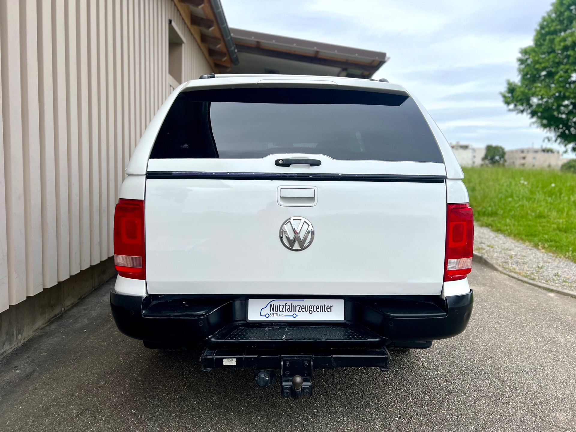 VW Amarok 2.0 BiTDI 4Motion 3500kg AHK by Nutzfahrzeugcenter Seetal-image-5