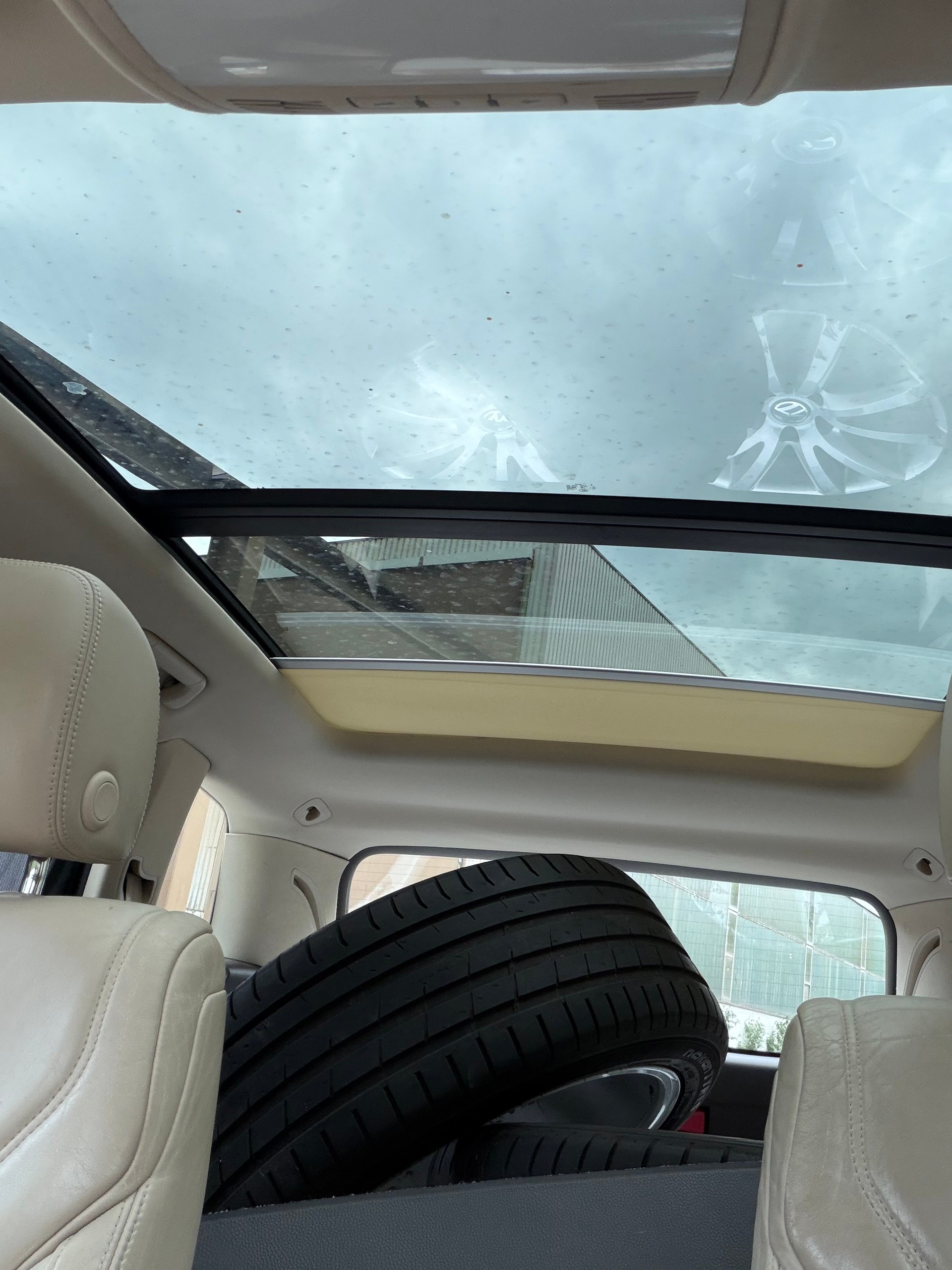 VW Touareg 3.0 TDI BlueMotion Technology Tiptronic-image-3
