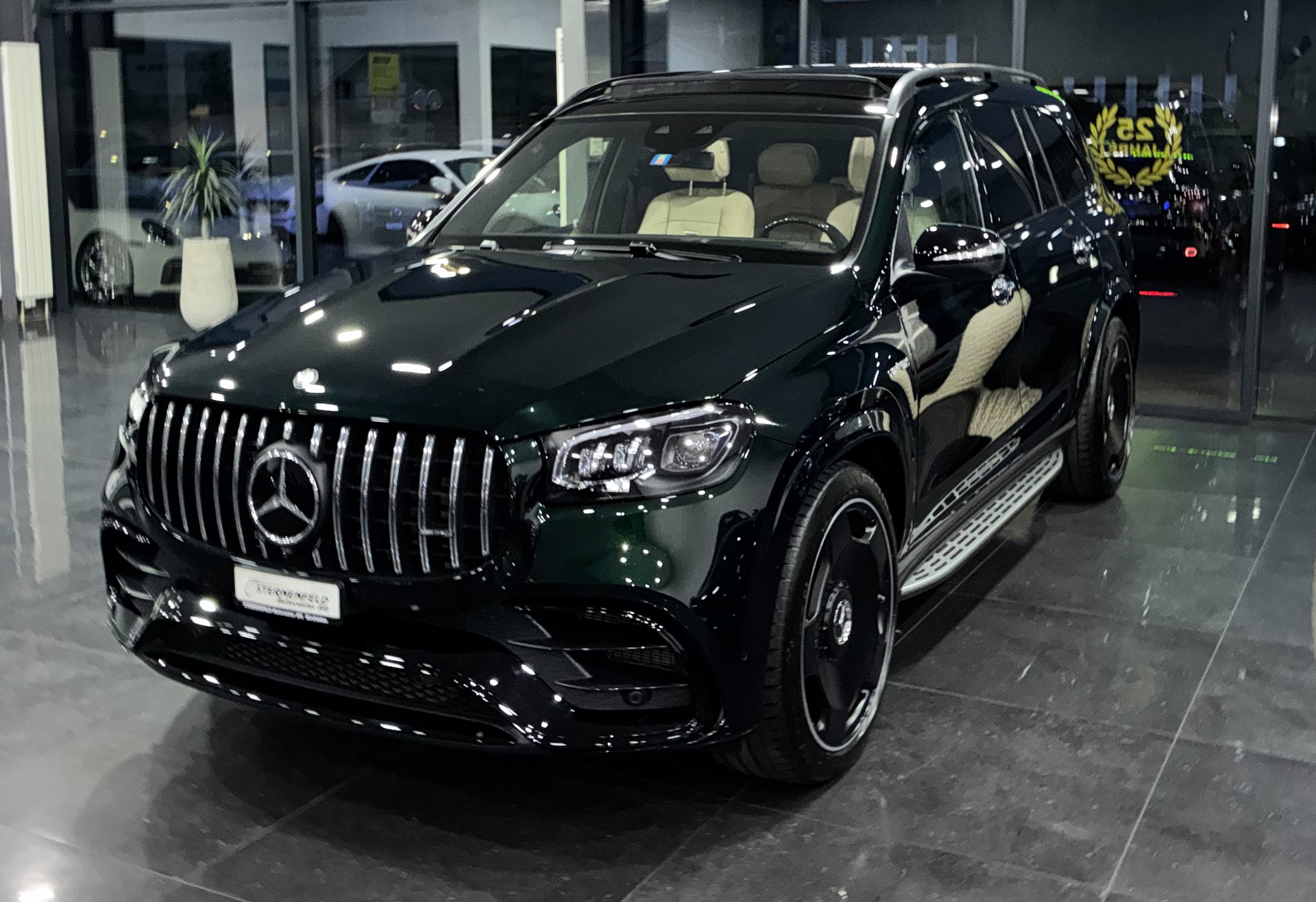 MERCEDES-BENZ GLS 63 AMG 4Matic + 9G-Tronic
