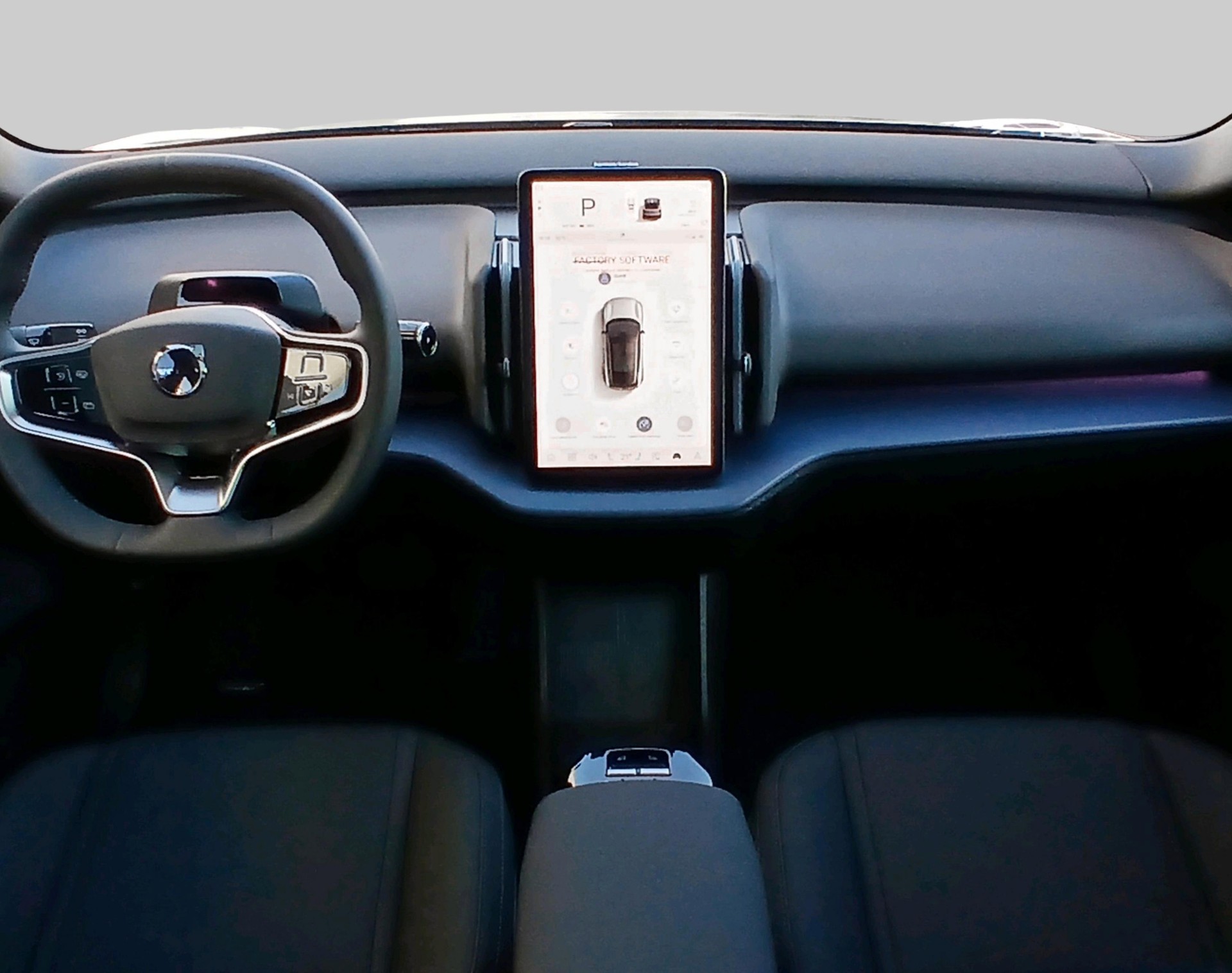 VOLVO EX 30 CC E60 Twin Performance A-image-4