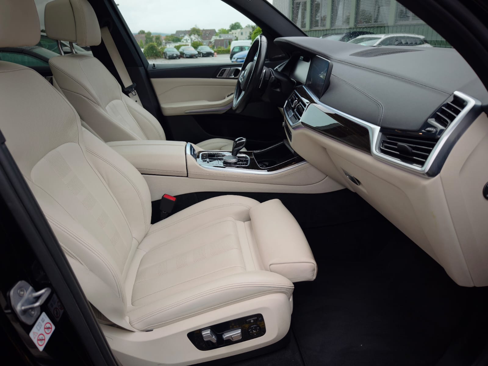 BMW X5 40i xDrive SAG M-SPORT-image-8