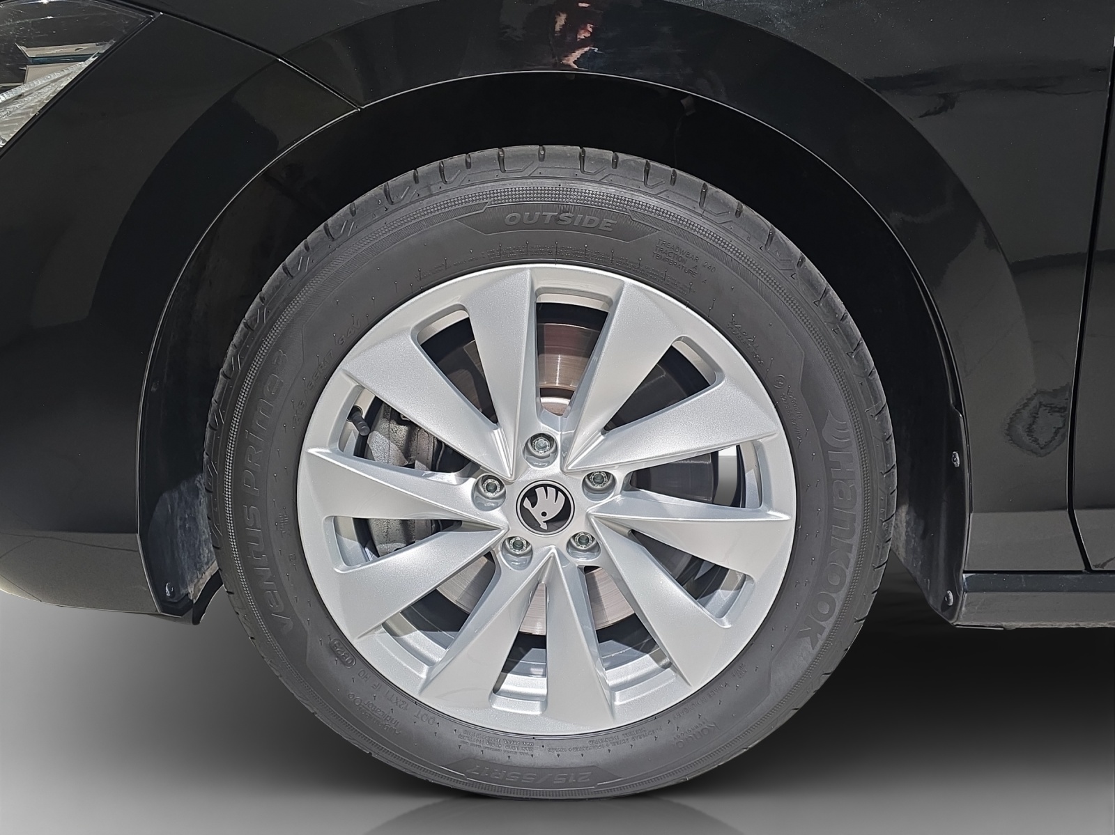 SKODA Superb Combi 2.0 TDi Selection 4x4 DSG-image-15