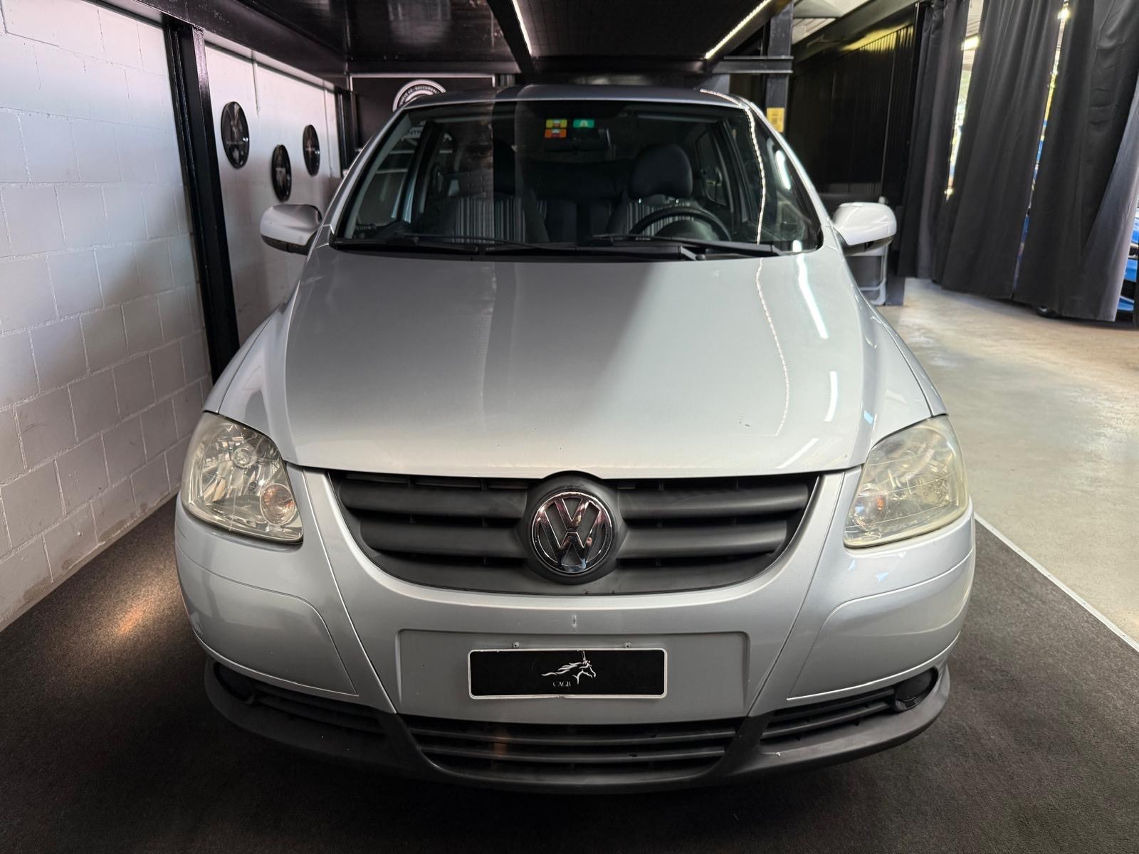 VW Fox 1.2-showroom-element-2