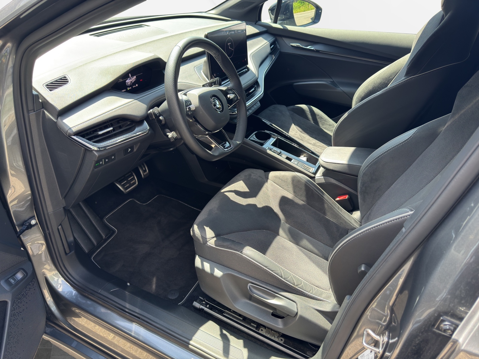 SKODA Enyaq iV 80 SportLine-image-8