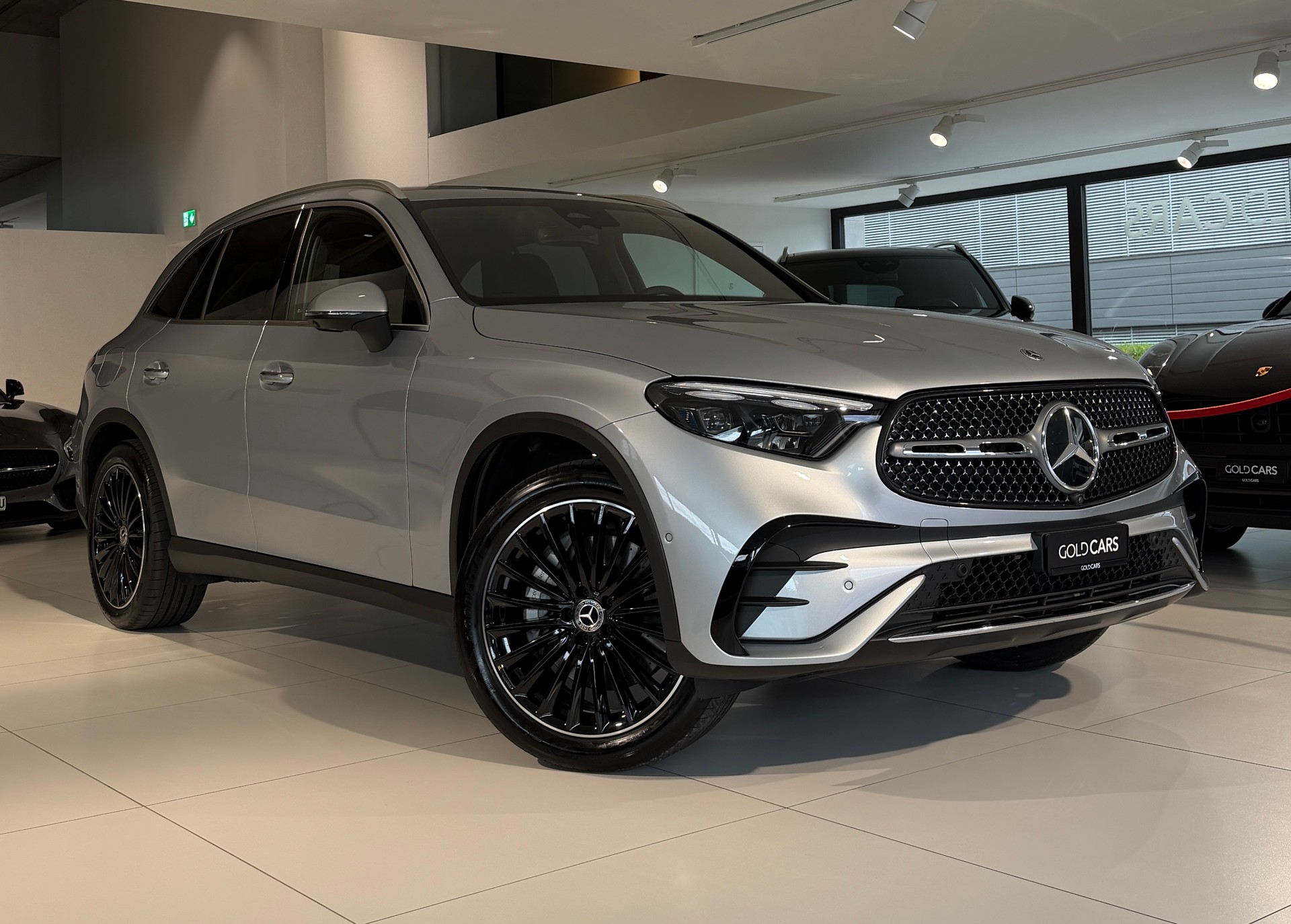 MERCEDES-BENZ GLC 220 d AMG-LINE 4Matic 9G-Tronic