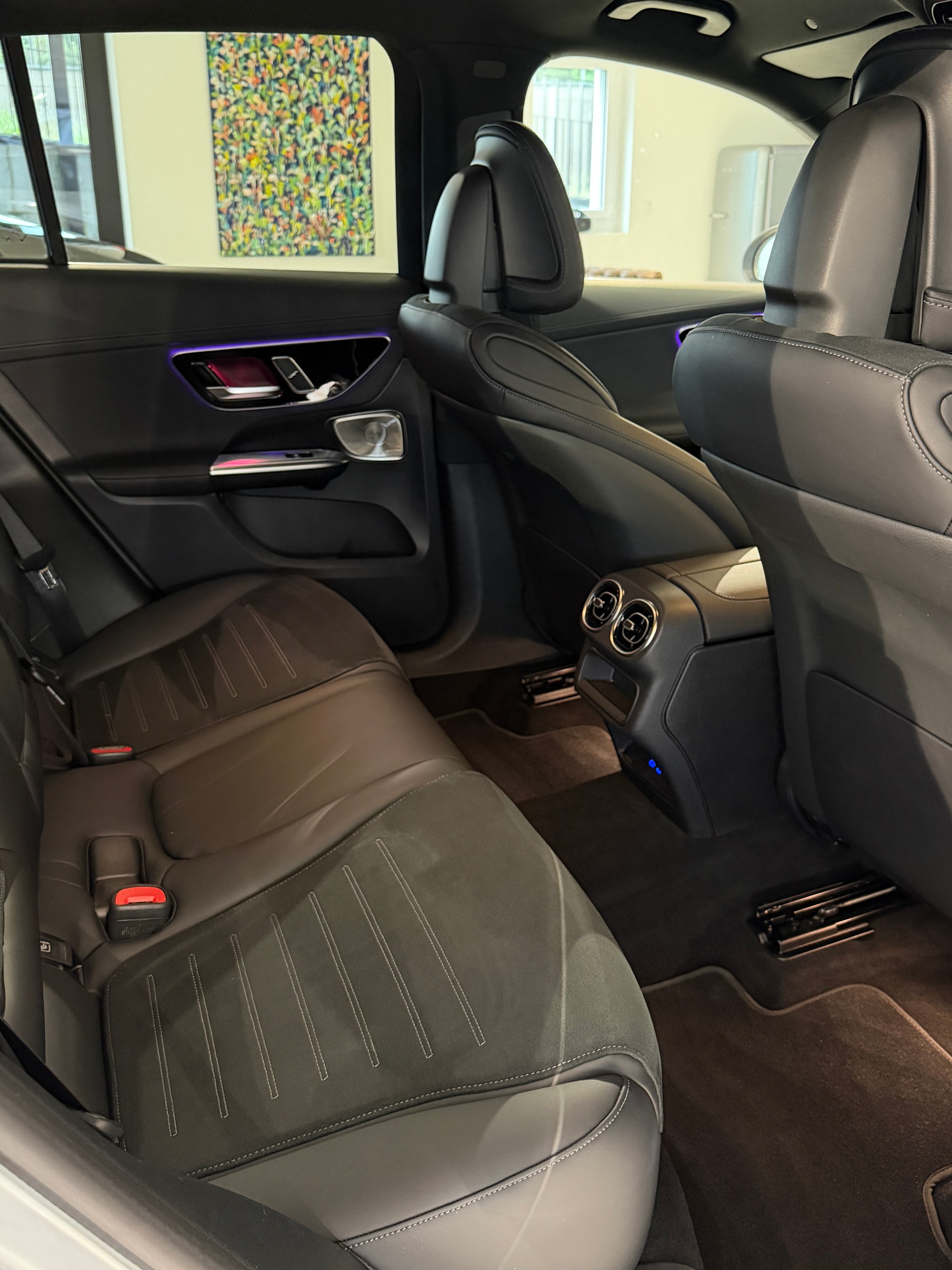 MERCEDES-BENZ GLC 220 d AMG-LINE 4Matic 9G-Tronic-image-13