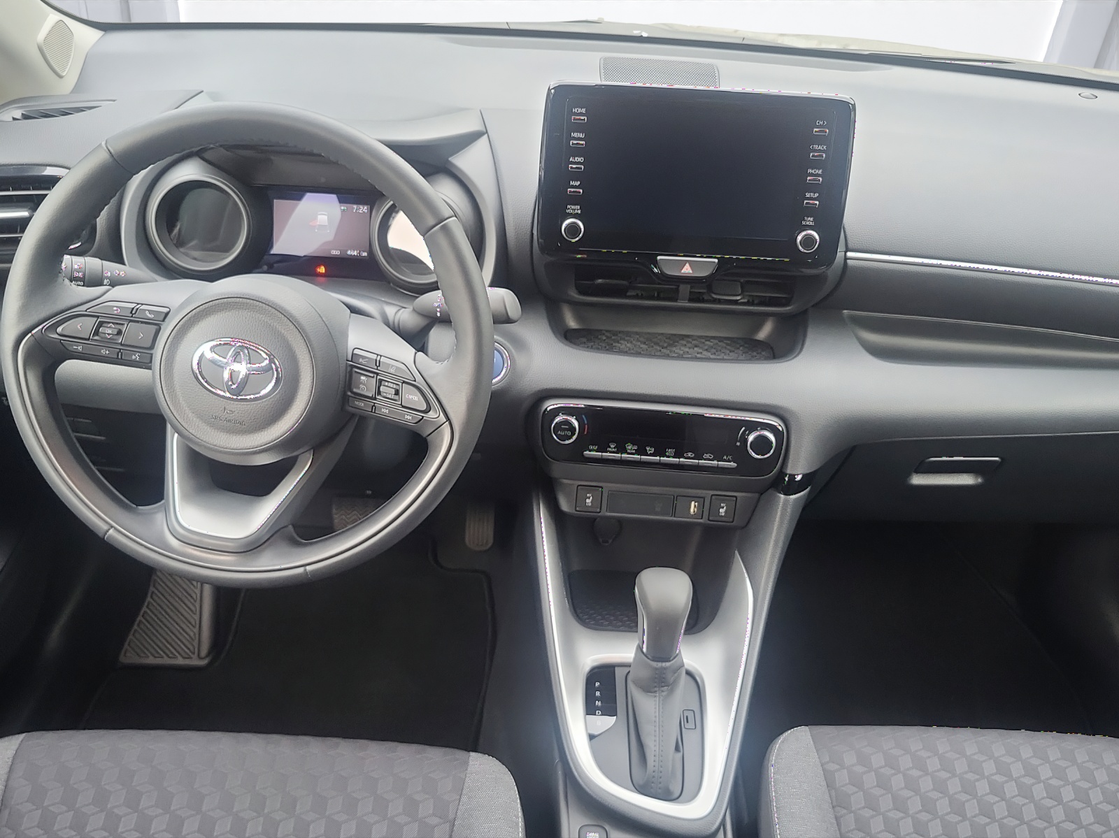 TOYOTA Yaris 1.5 VVT-i HSD Trend-image-13