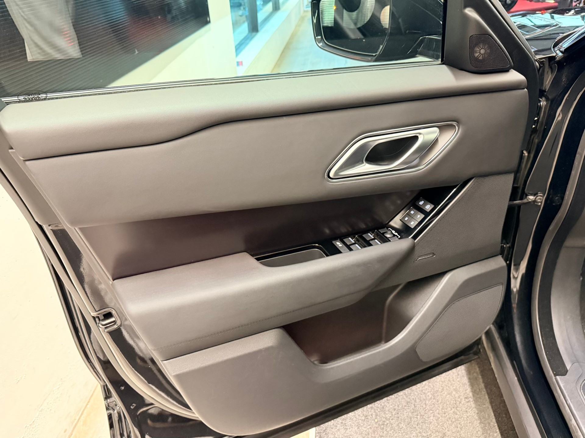 LAND ROVER Range Rover Velar Dynamic SE P 400 Automatic-image-12