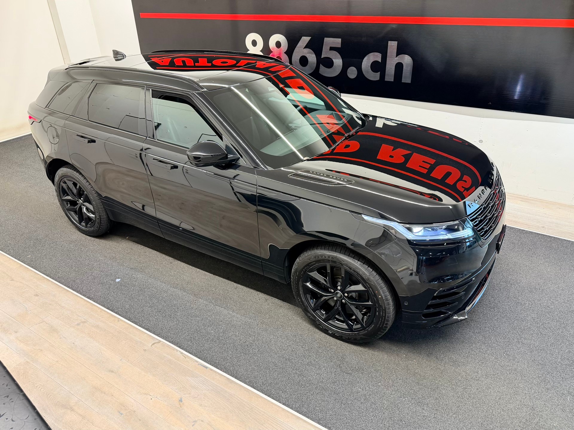 LAND ROVER Range Rover Velar Dynamic SE P 400 Automatic-image-4