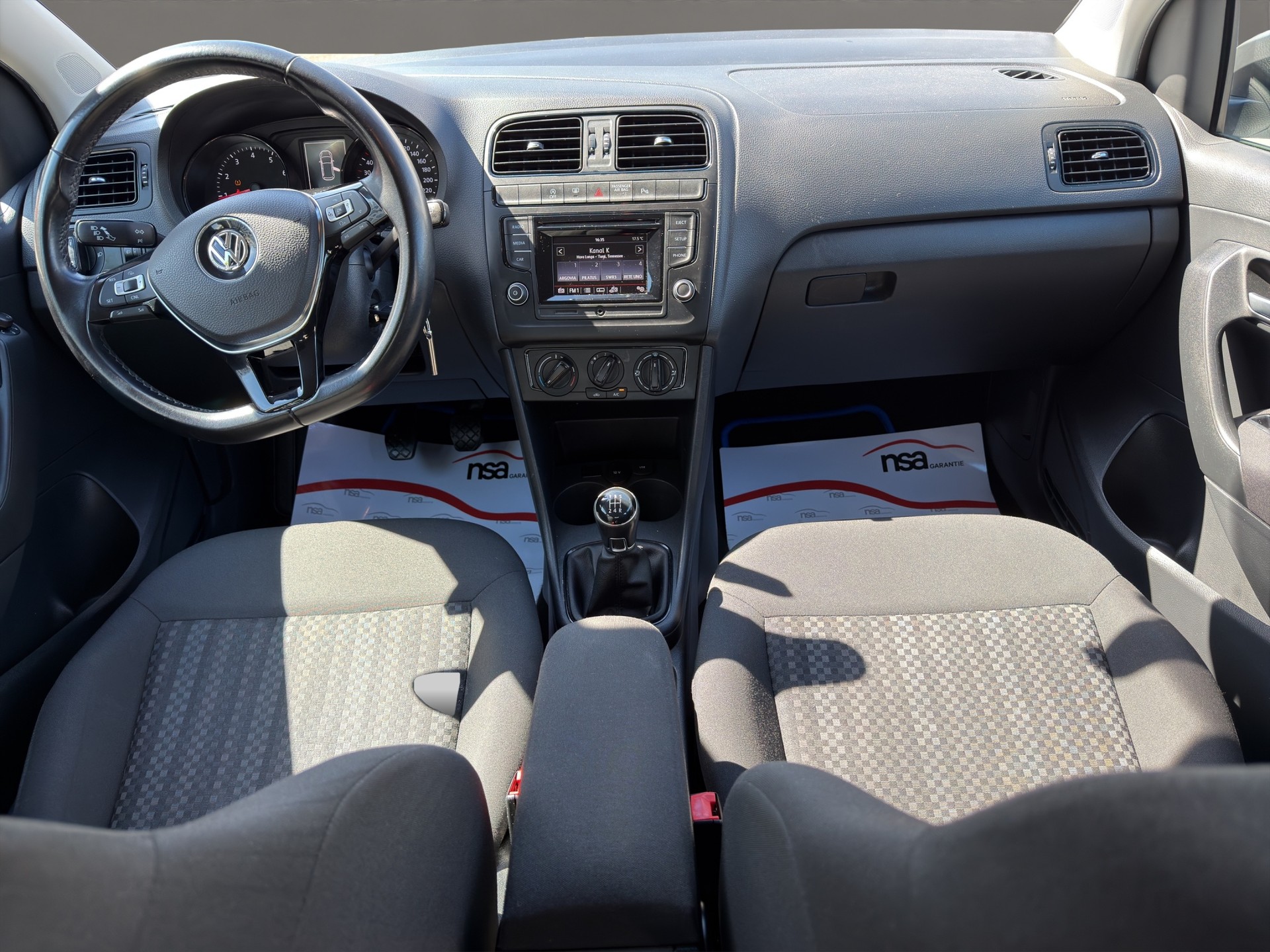 VW Polo 1.0 BMT Trendline-image-9