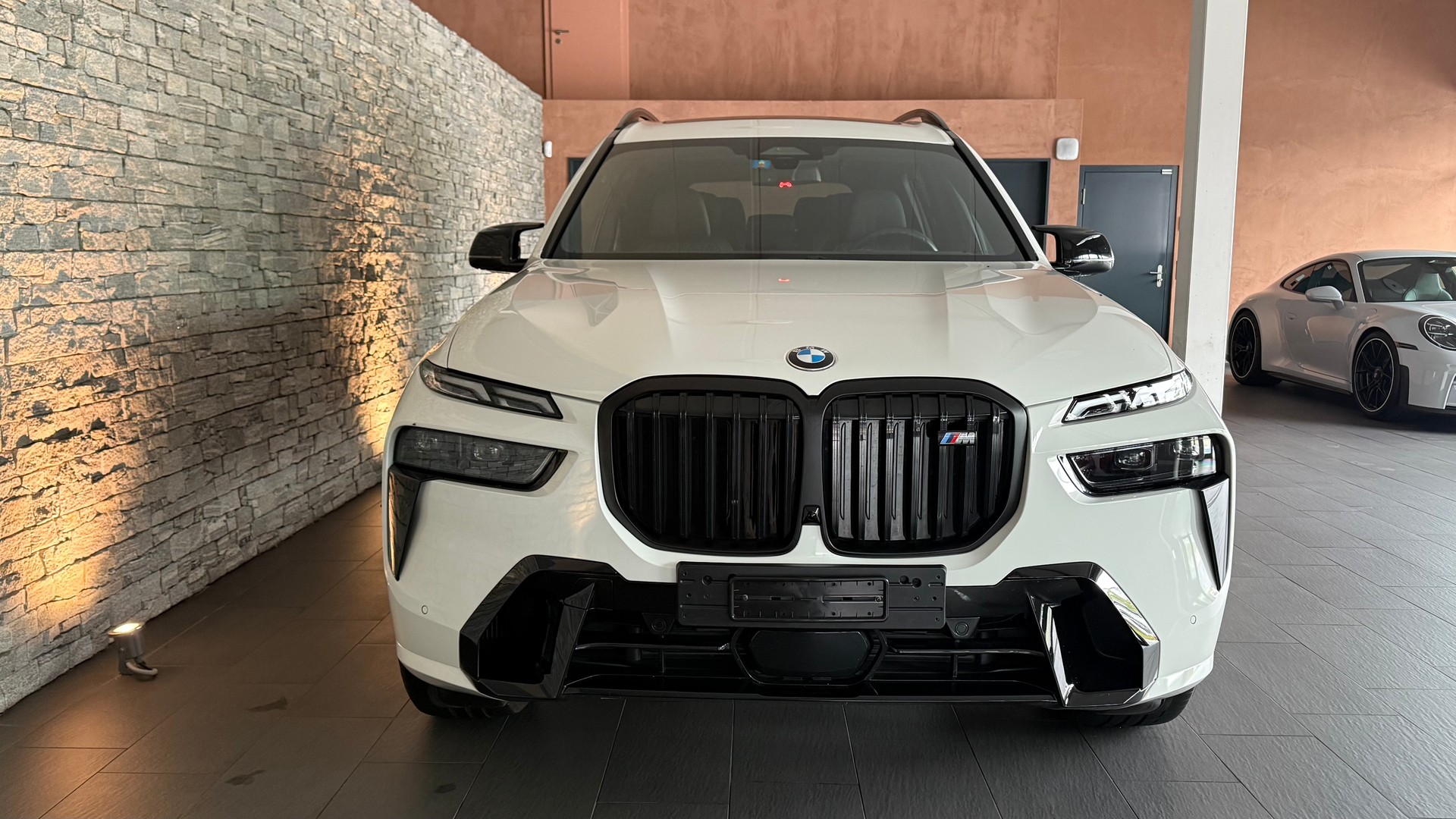 BMW X7 xDrive M60i V8 4.4 M Sport Pro 530PS „Facelift“-image-2