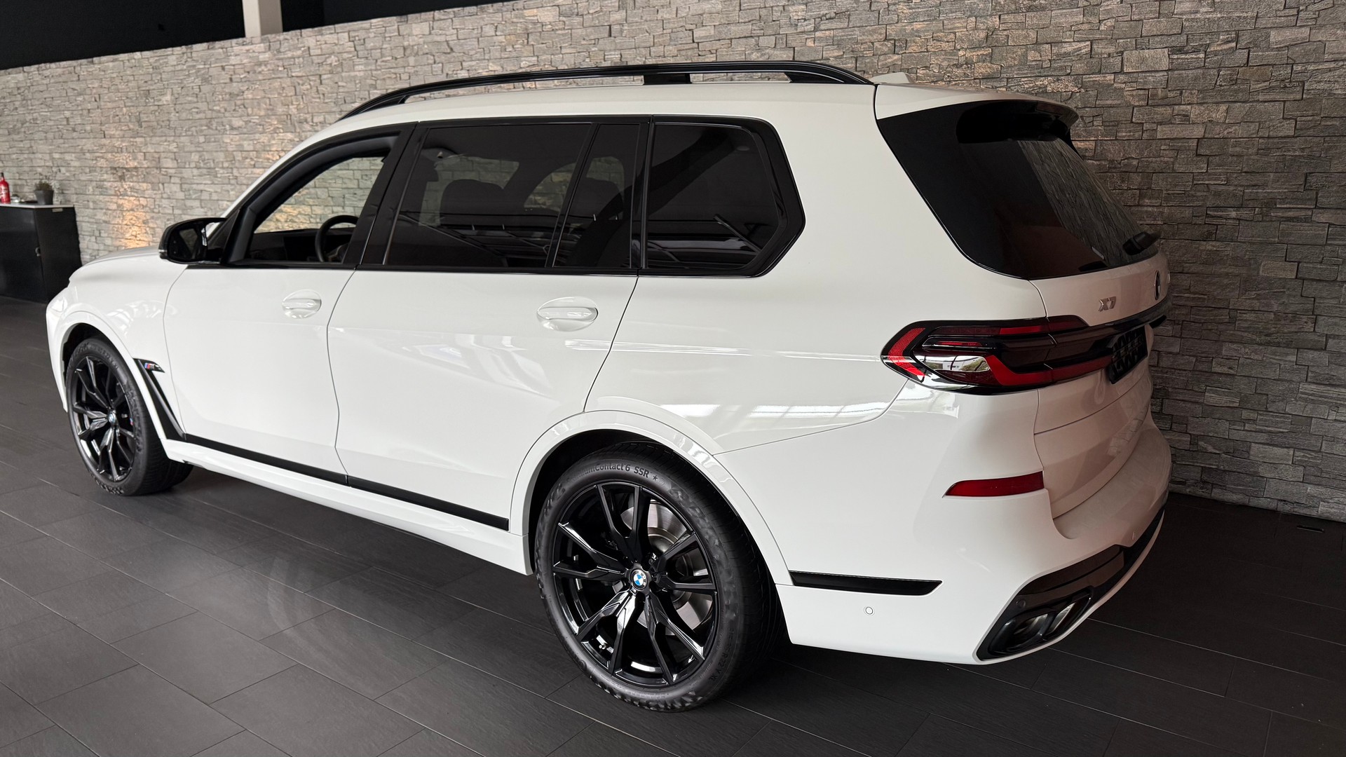 BMW X7 xDrive M60i V8 4.4 M Sport Pro 530PS „Facelift“-image-3
