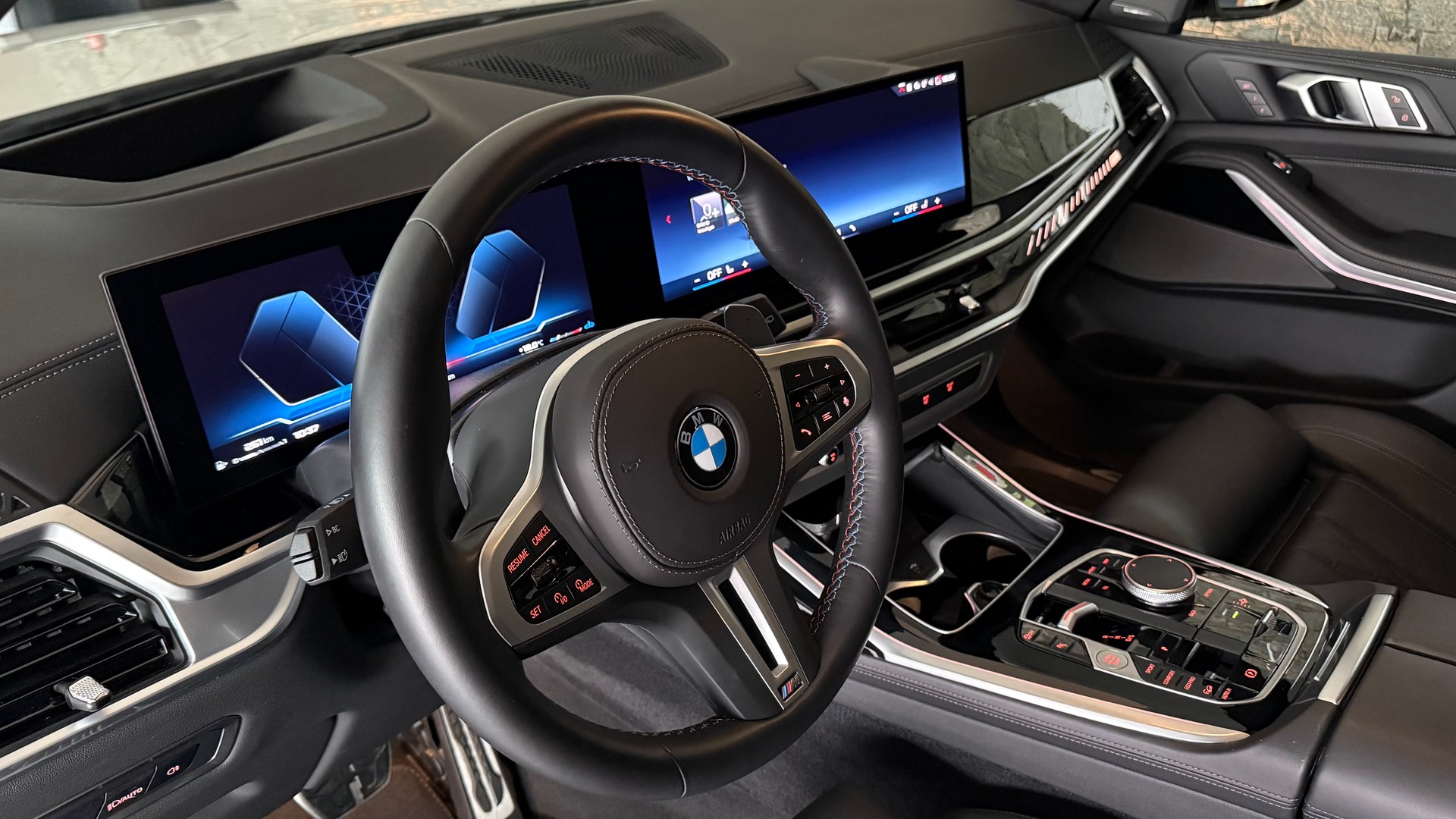 BMW X7 xDrive M60i V8 4.4 M Sport Pro 530PS „Facelift“-image-13