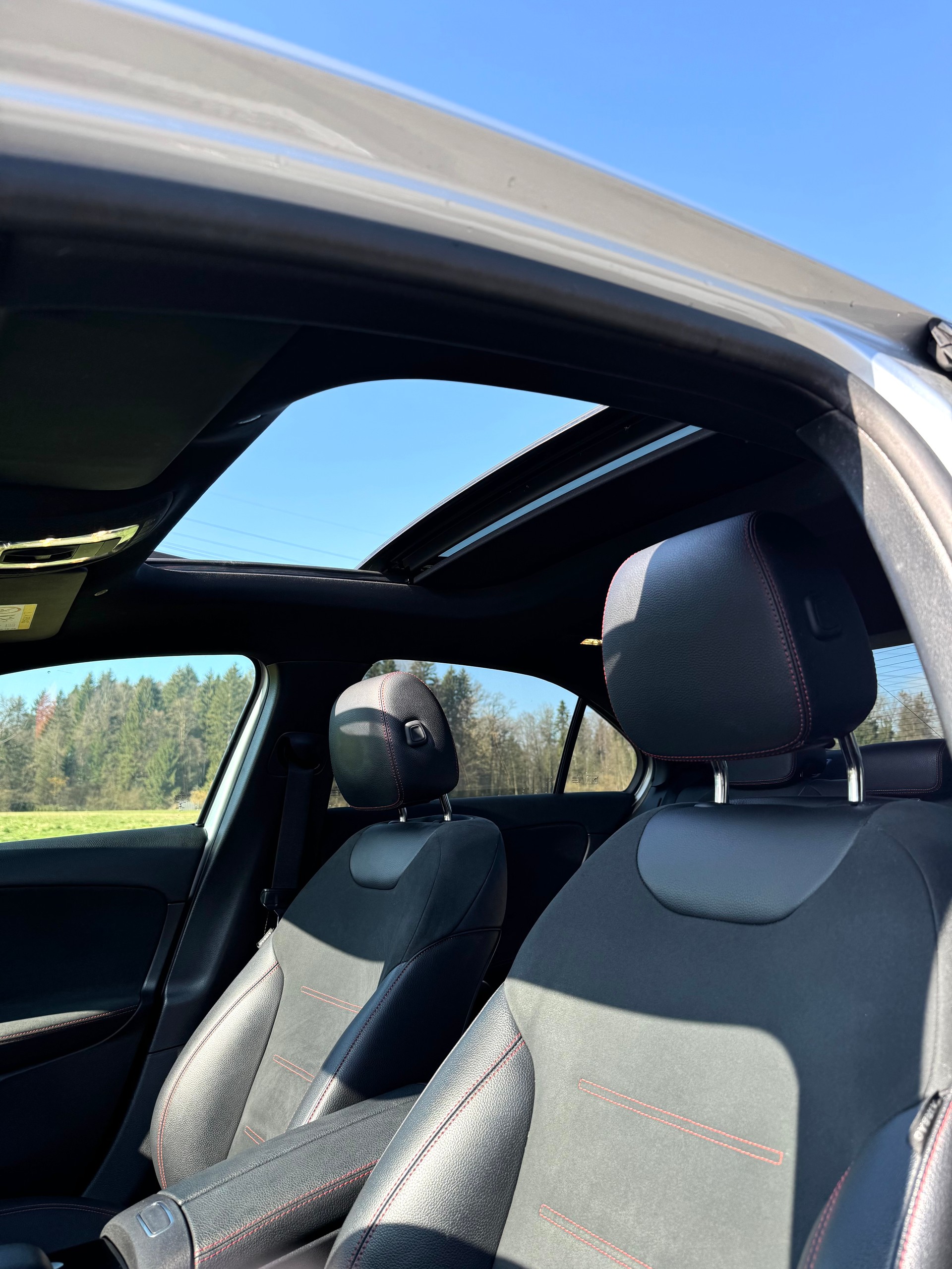 MERCEDES-BENZ A 220 AMG Line Limousine 4Matic / ab MFK 03.2026-image-10