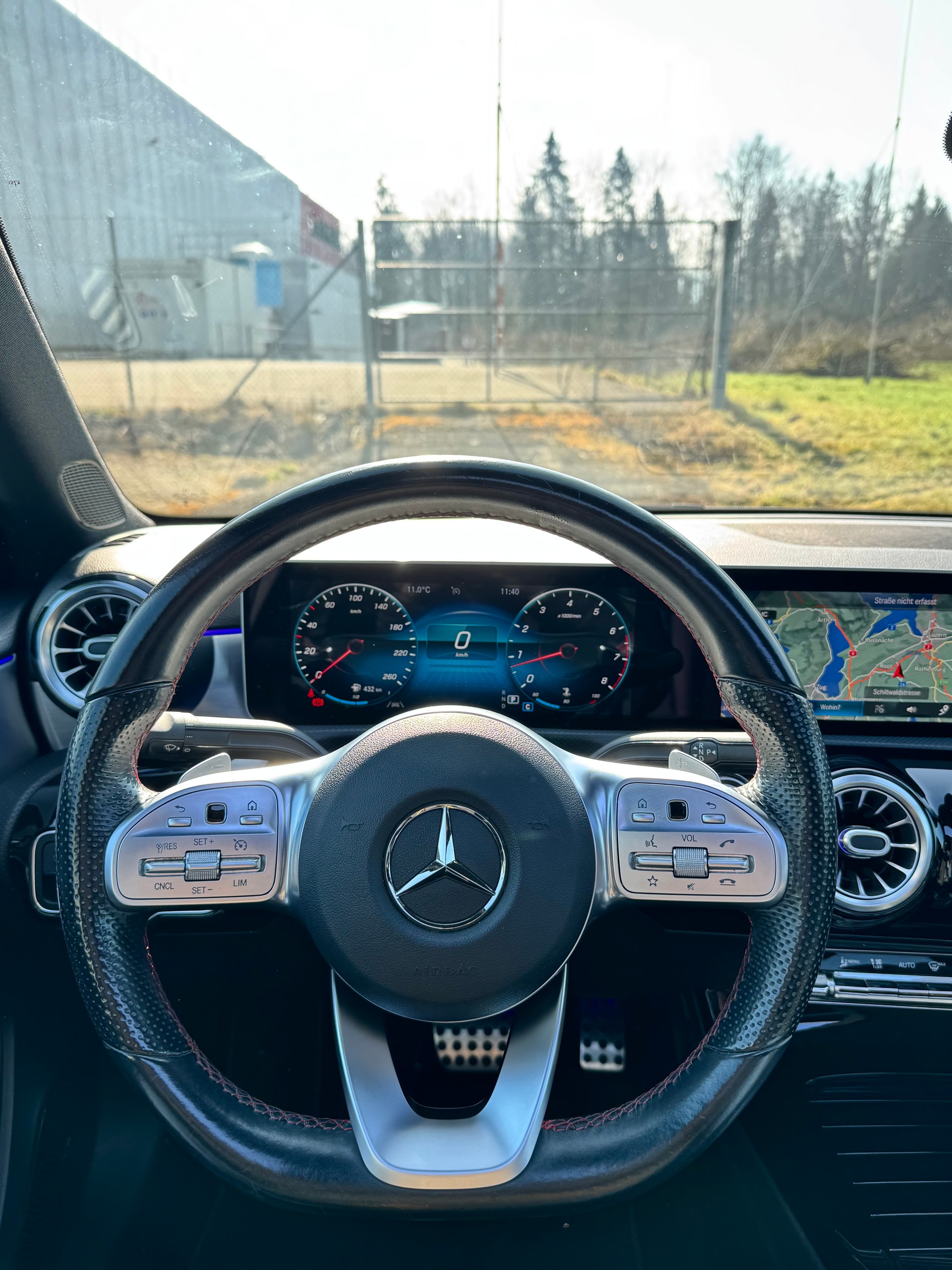 MERCEDES-BENZ A 220 AMG Line Limousine 4Matic / ab MFK 03.2026-image-11