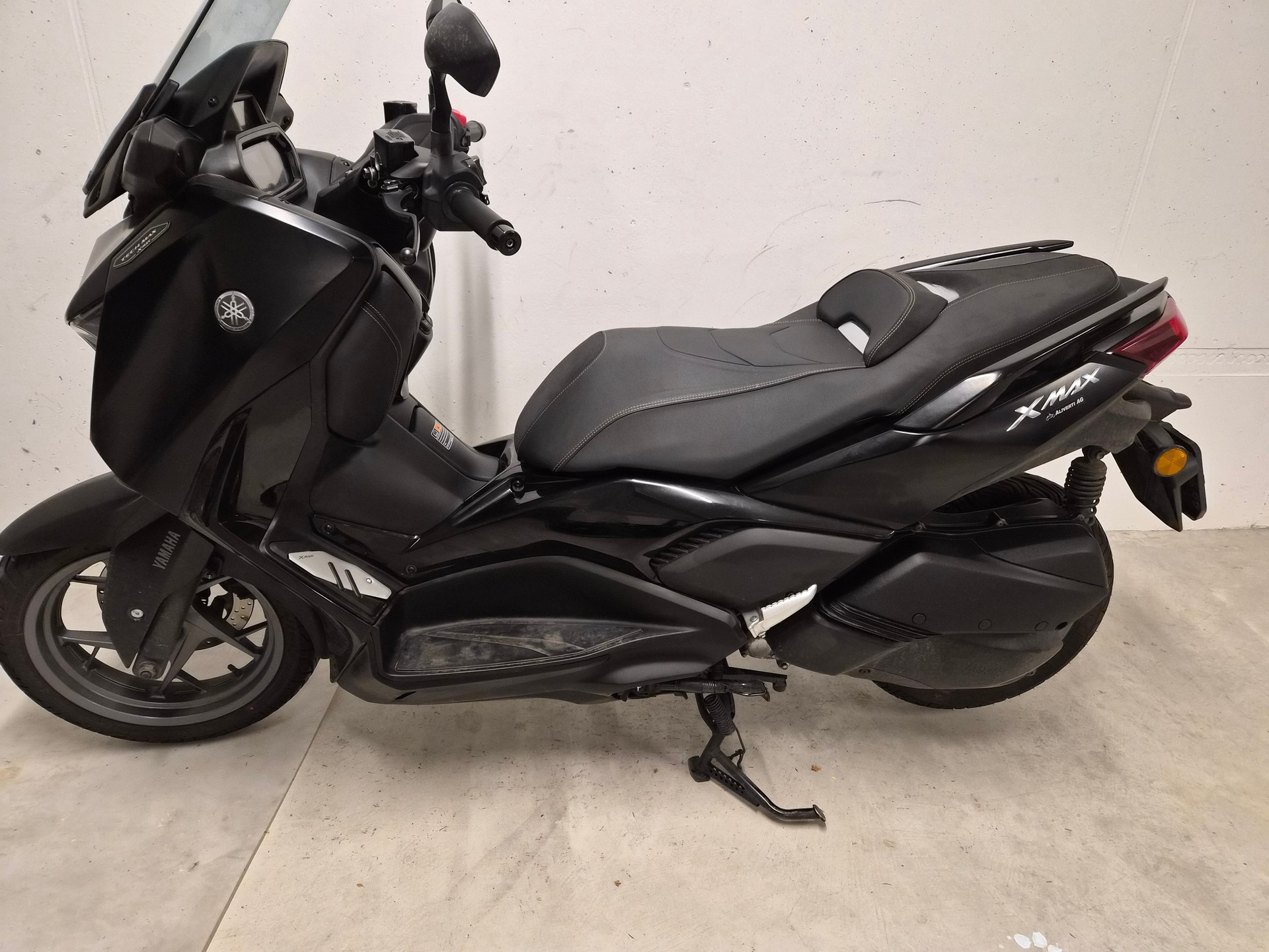 YAMAHA X-Max 300 Tech Max-image-0