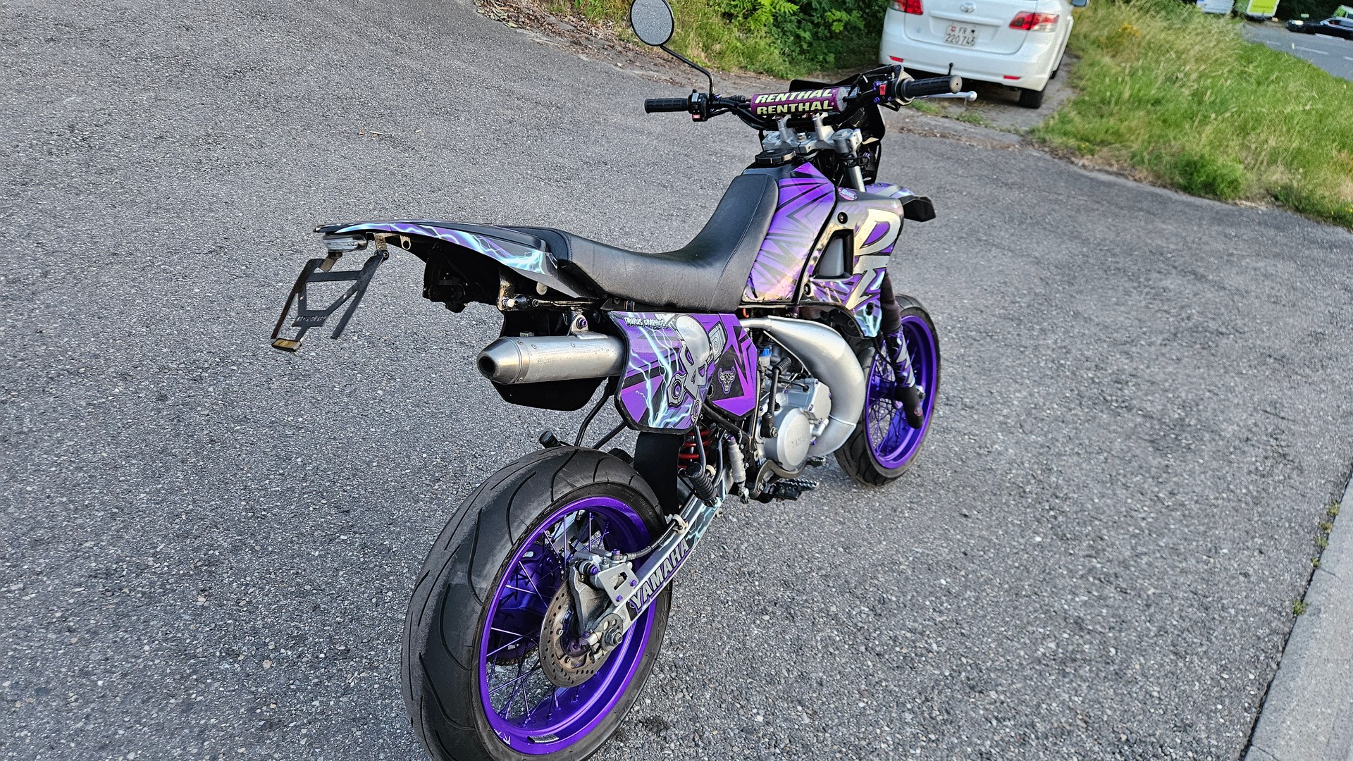 YAMAHA DT 125 R Supermotard-image-6