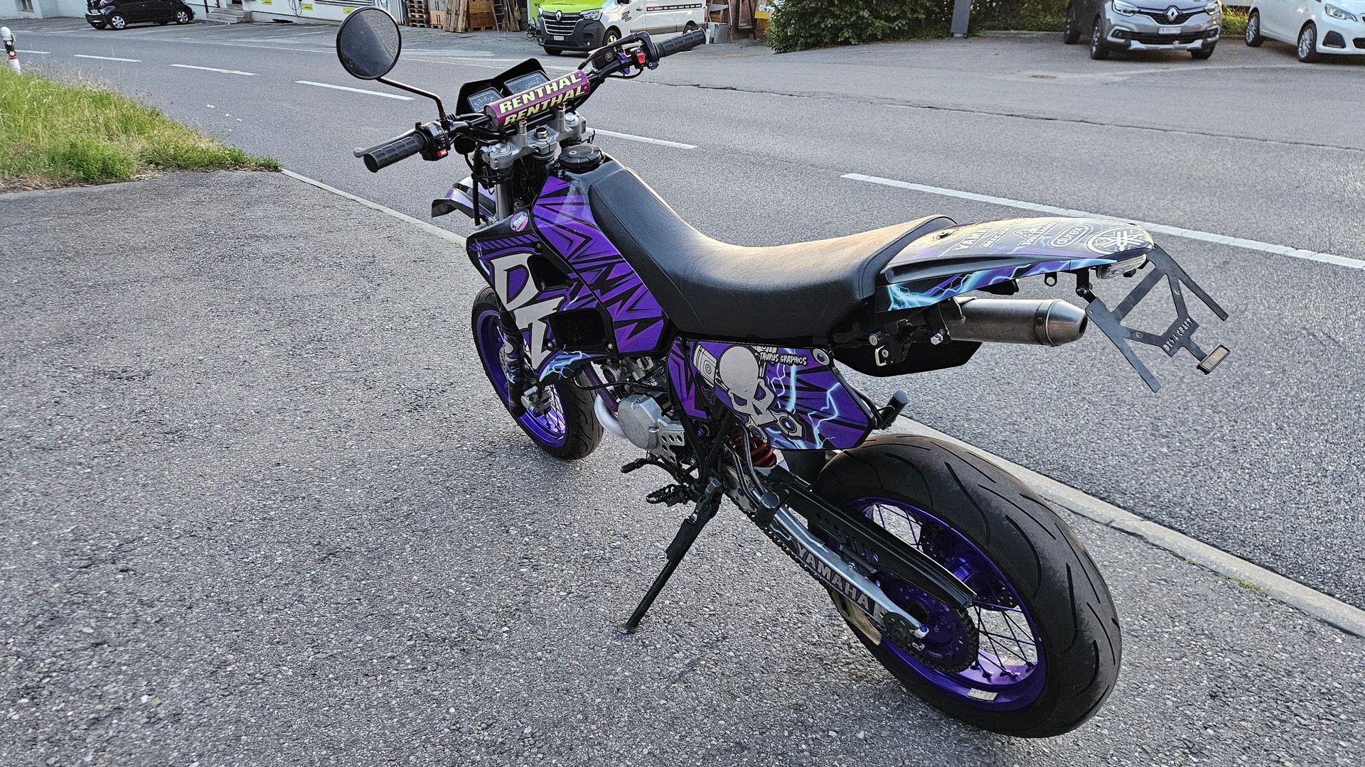 YAMAHA DT 125 R Supermotard-image-4