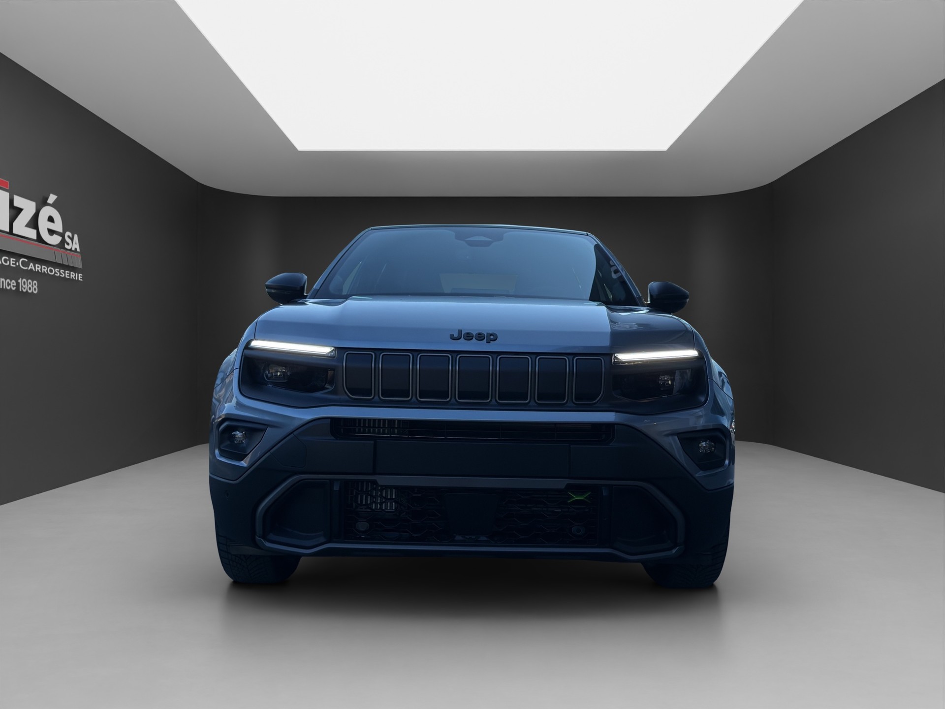 JEEP Avenger 1.2 Turbo MHEV Overland Leather 4xe-showroom-element-1