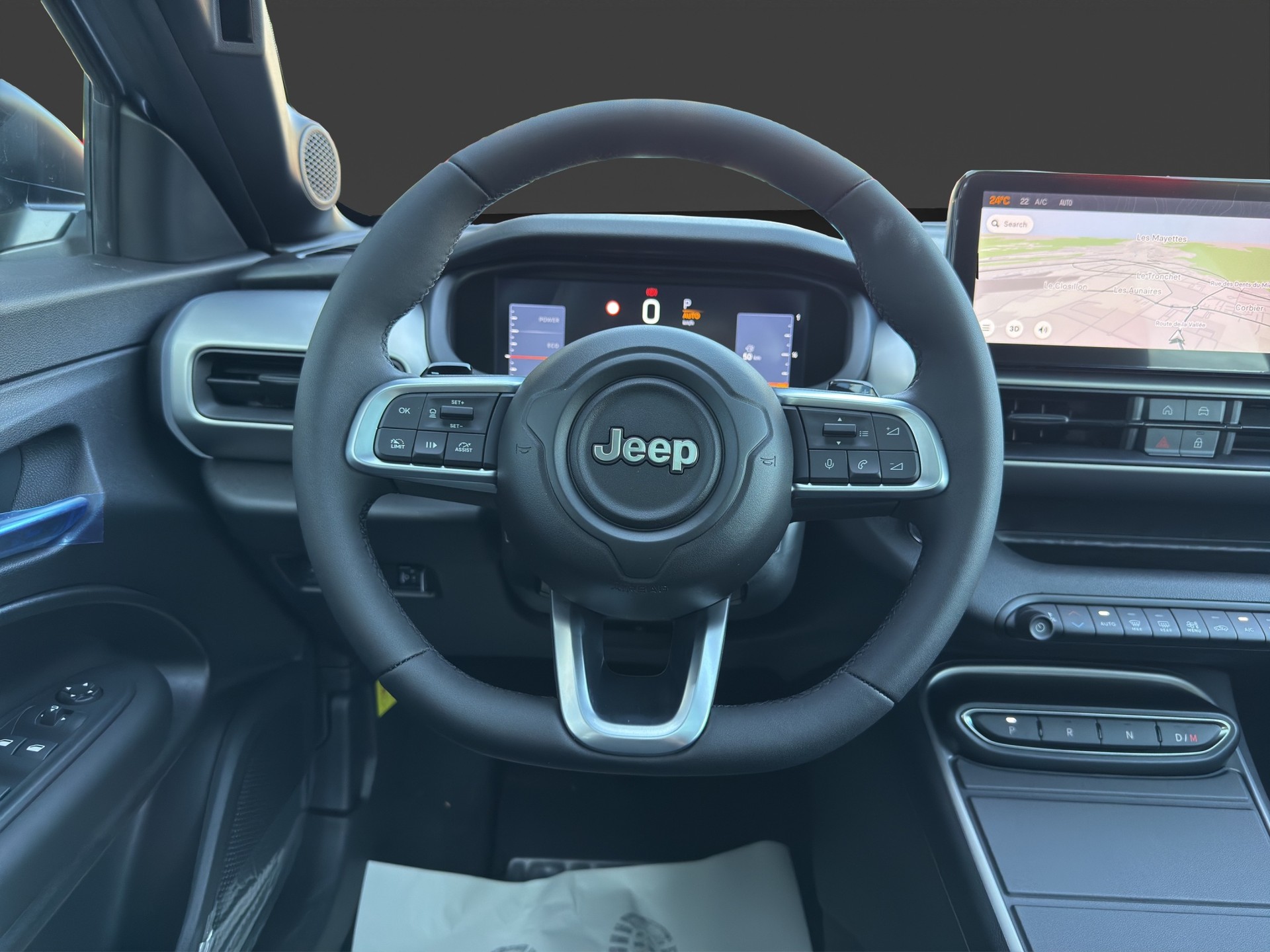 JEEP Avenger 1.2 Turbo MHEV Overland Leather 4xe-image-10