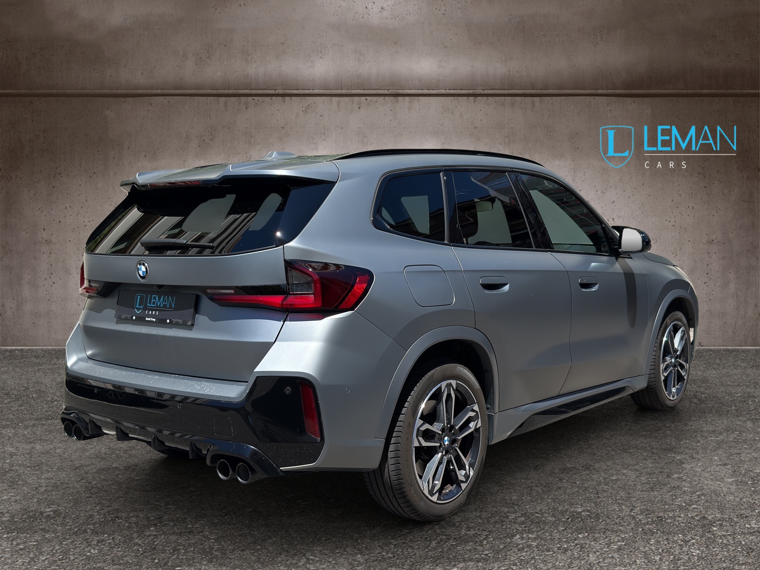 BMW X1 xDrive M35i-image-4