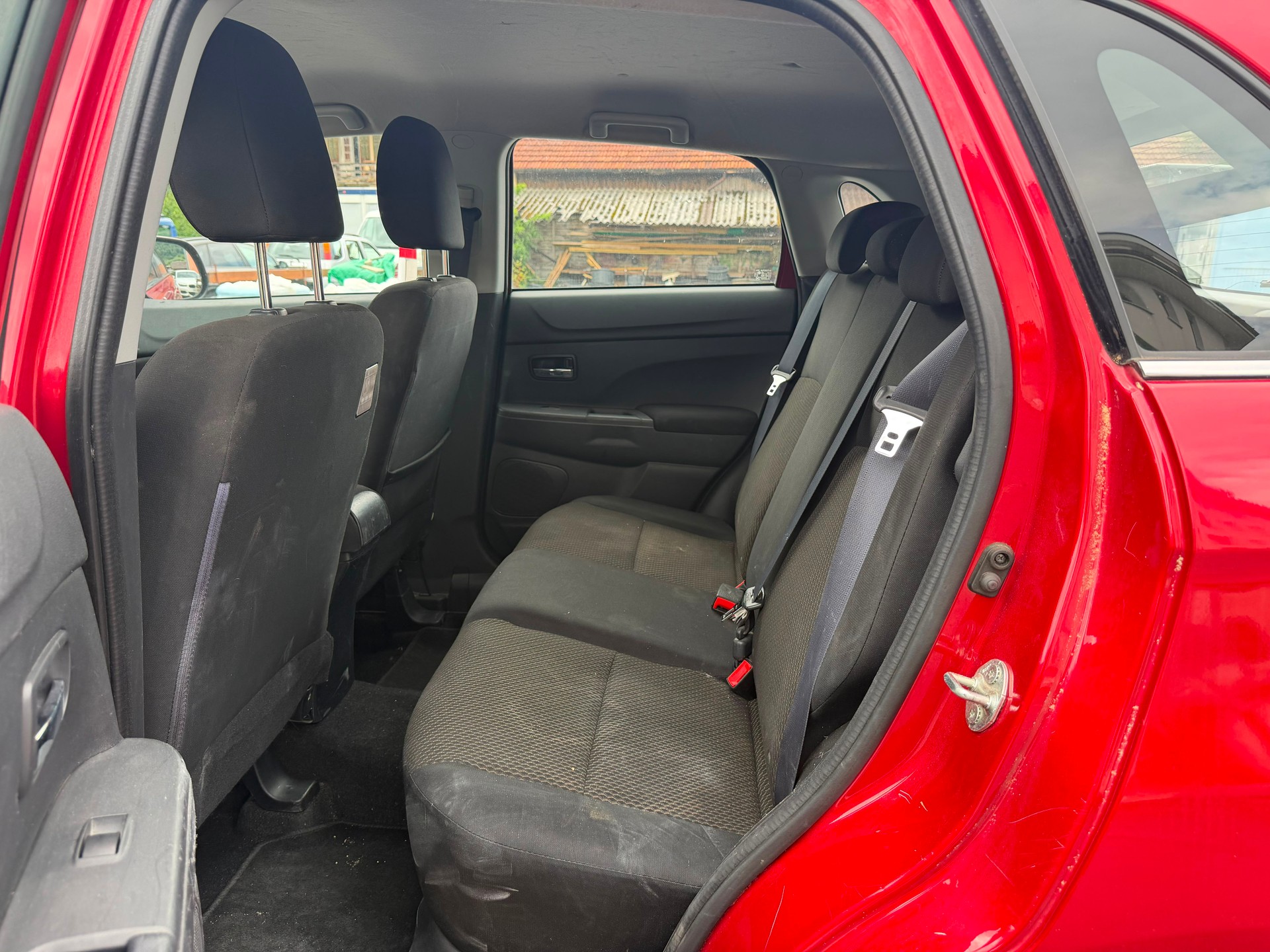 MITSUBISHI ASX 1.6 DID Value Anniversary 4WD-image-5
