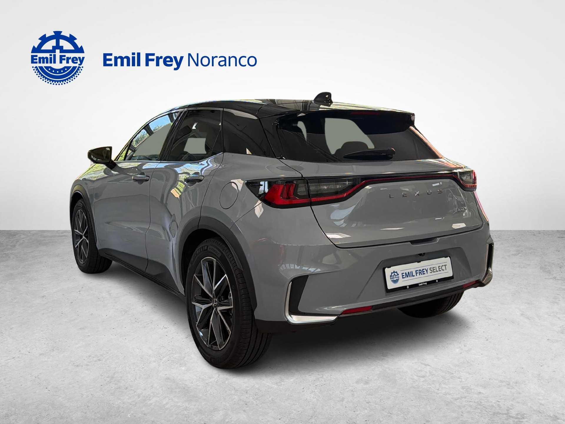 LEXUS LBX 1.5 Hybrid Cool AWD + Ruote invernali incluse-showroom-element-2
