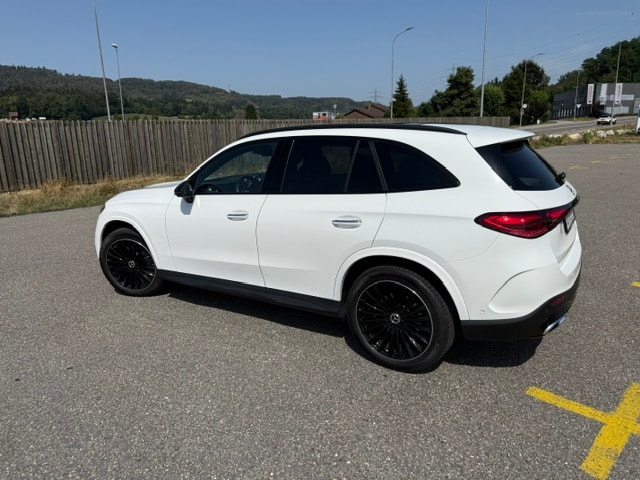 MERCEDES-BENZ GLC 220 d AMG Line 4matic