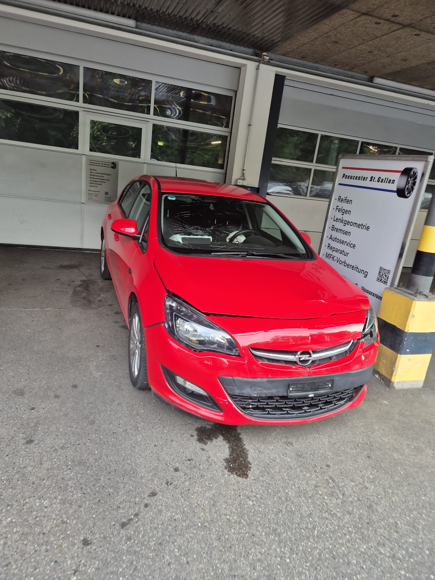 OPEL Astra 1.4i 16V Turbo Sport-showroom-element-2