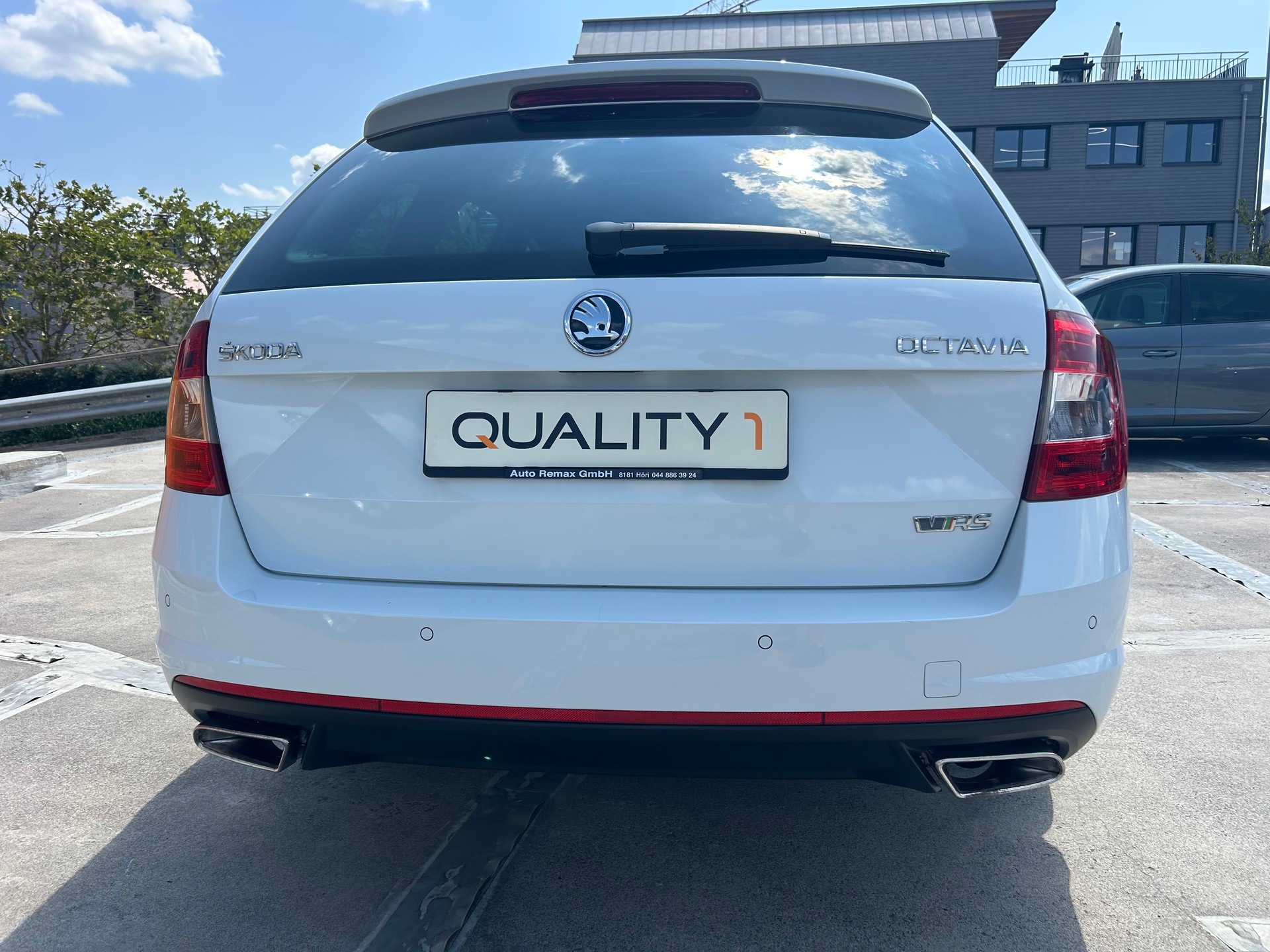 SKODA Octavia Combi 2.0 TSI RS DSG-showroom-element-3