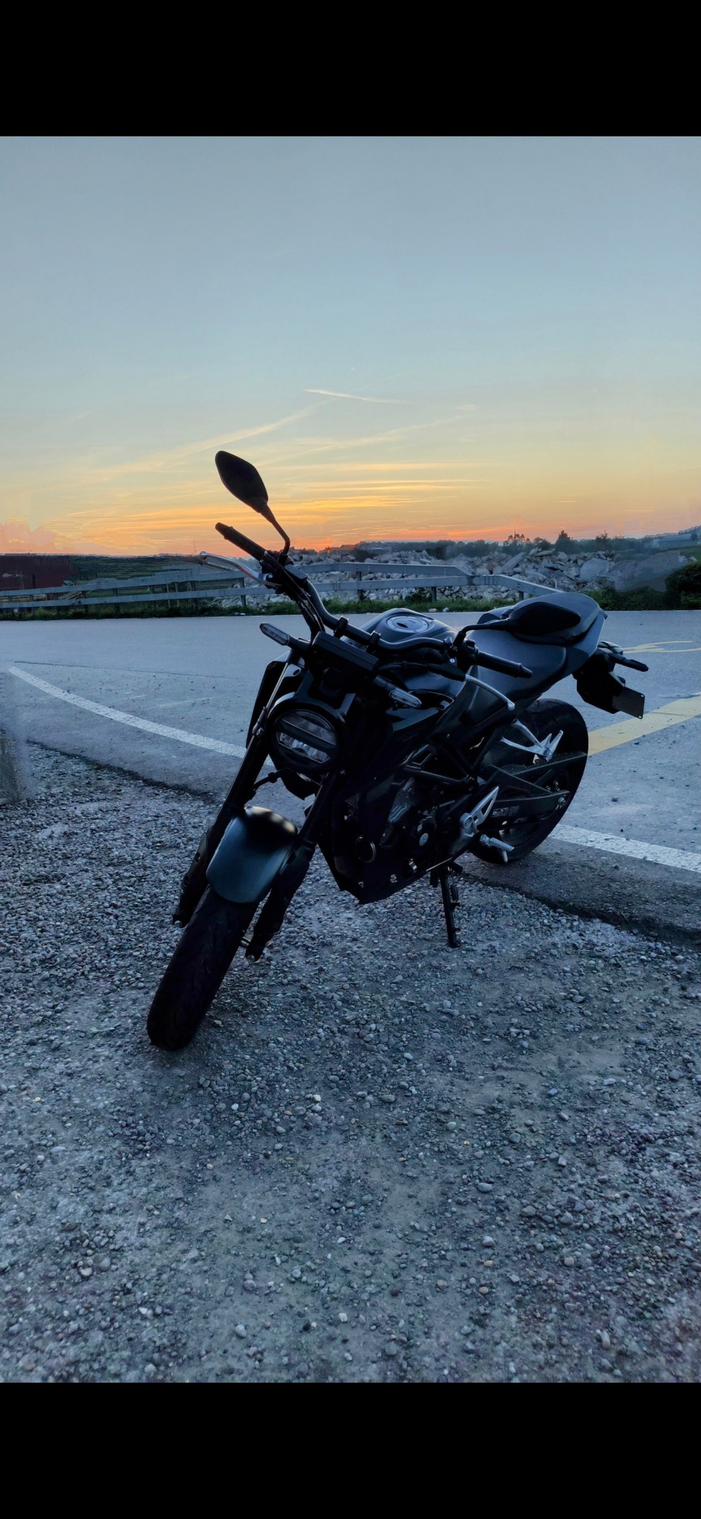 HONDA CB 125 R-image-1