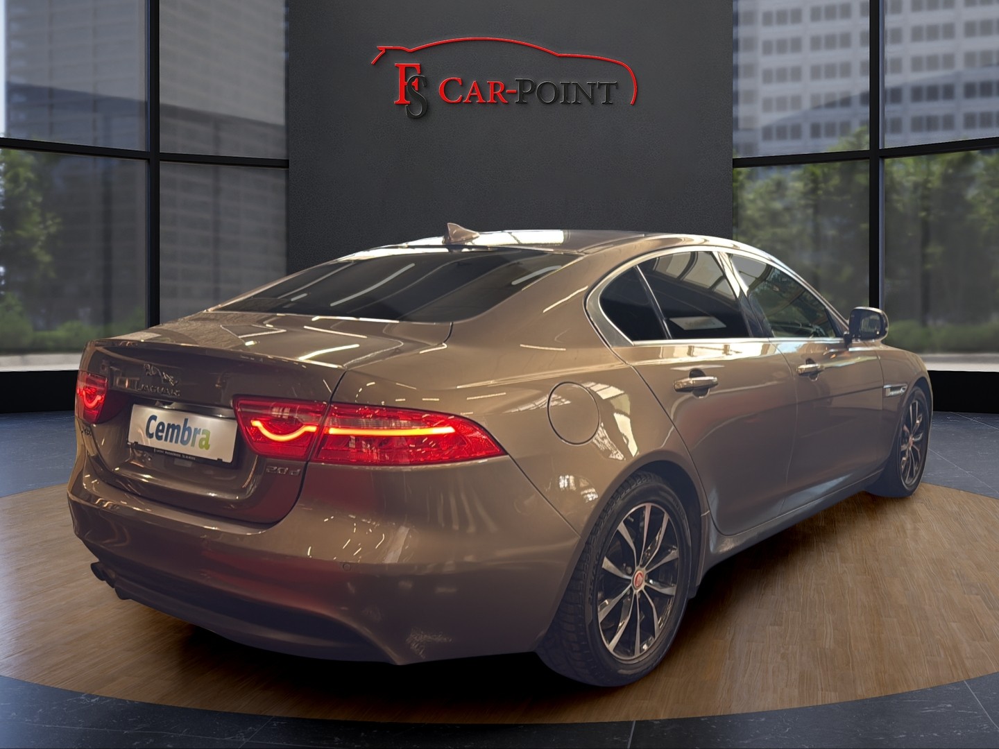 JAGUAR XE 20d Prestige Automat-image-5